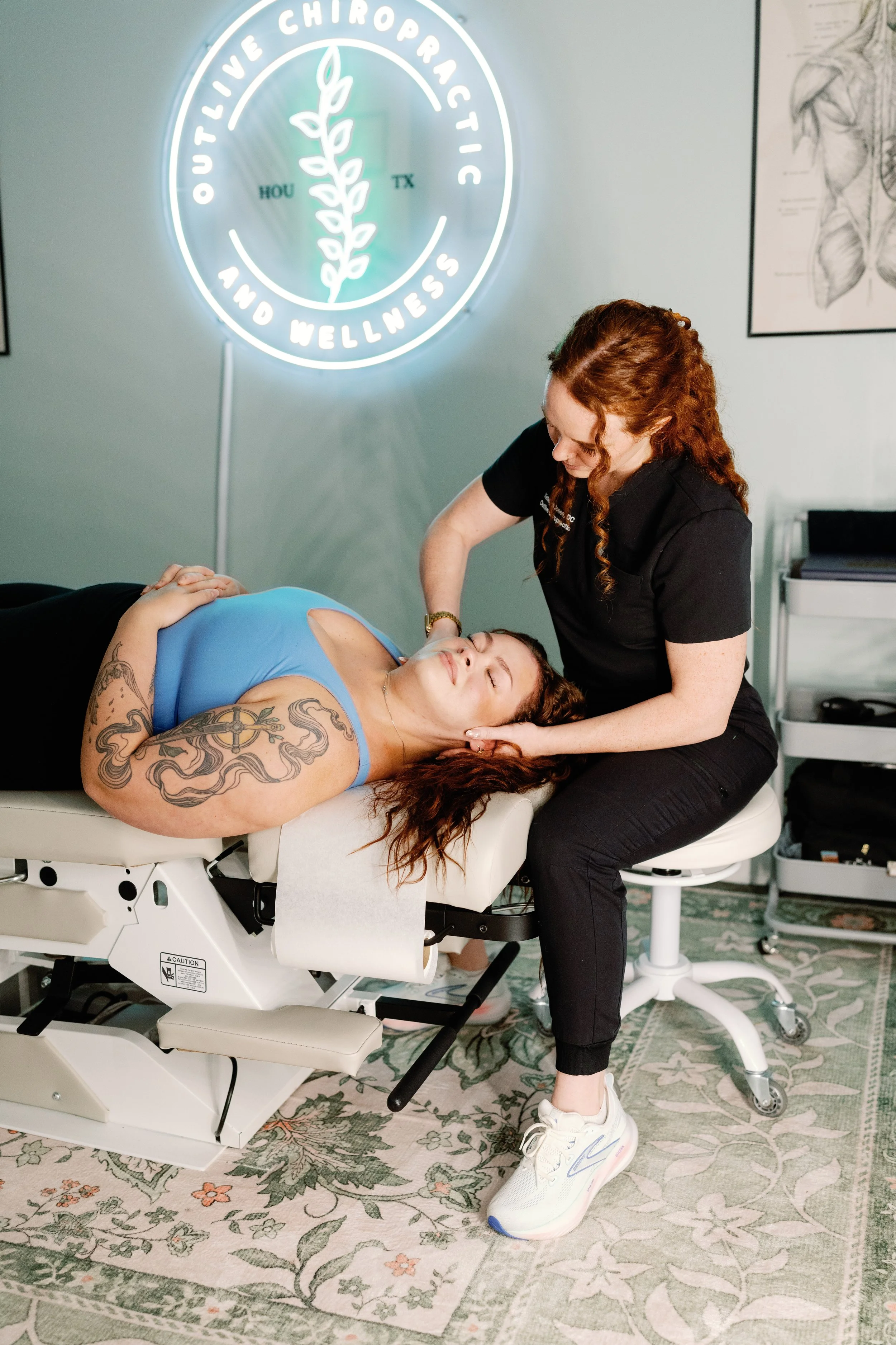 Neck and Mid-Back Pain From Working at a Desk: Why It Happens and What You Can Do