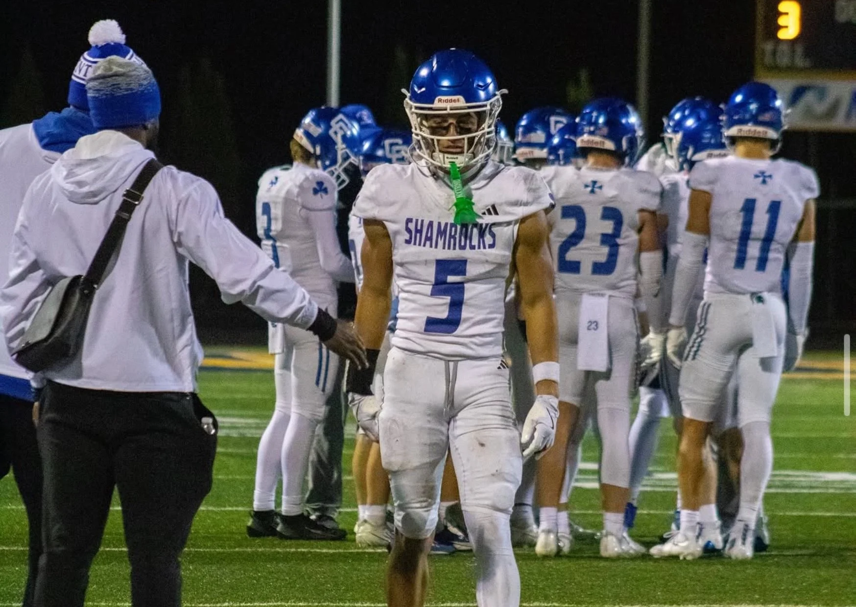 Detroit Catholic Central Overpowers Clarkston 42–13 in Regional Playoff Clash