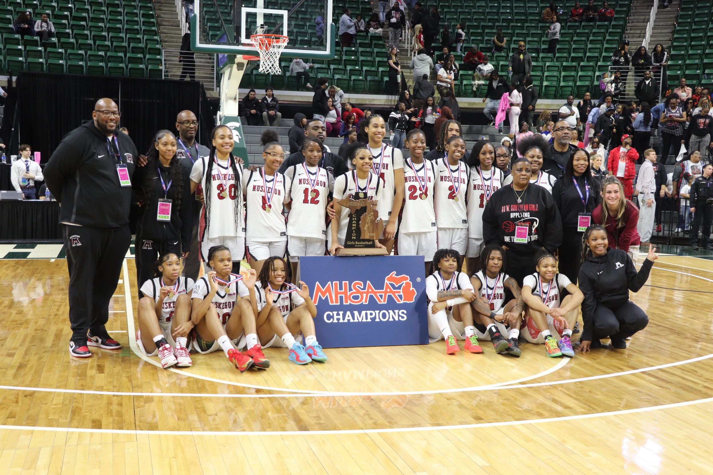 Muskegon Completes Comeback to Defeat Detroit Renaissance 34–29, Wins Division 1 State Championship