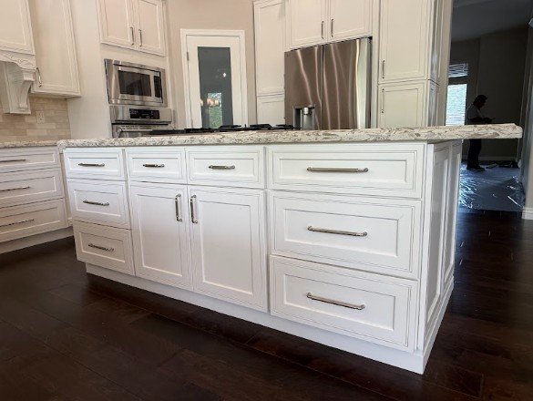 Kitchen (3).jpg