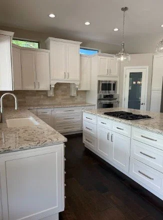 Kitchen (2).jpg