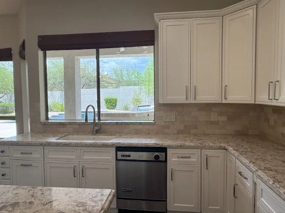 Kitchen (6).jpg