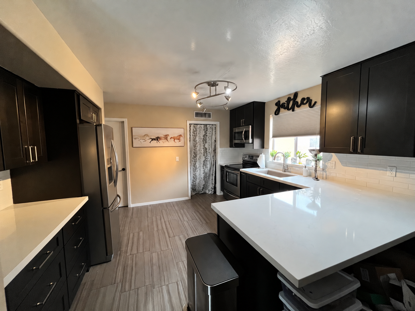 Classy & Modern (2).png