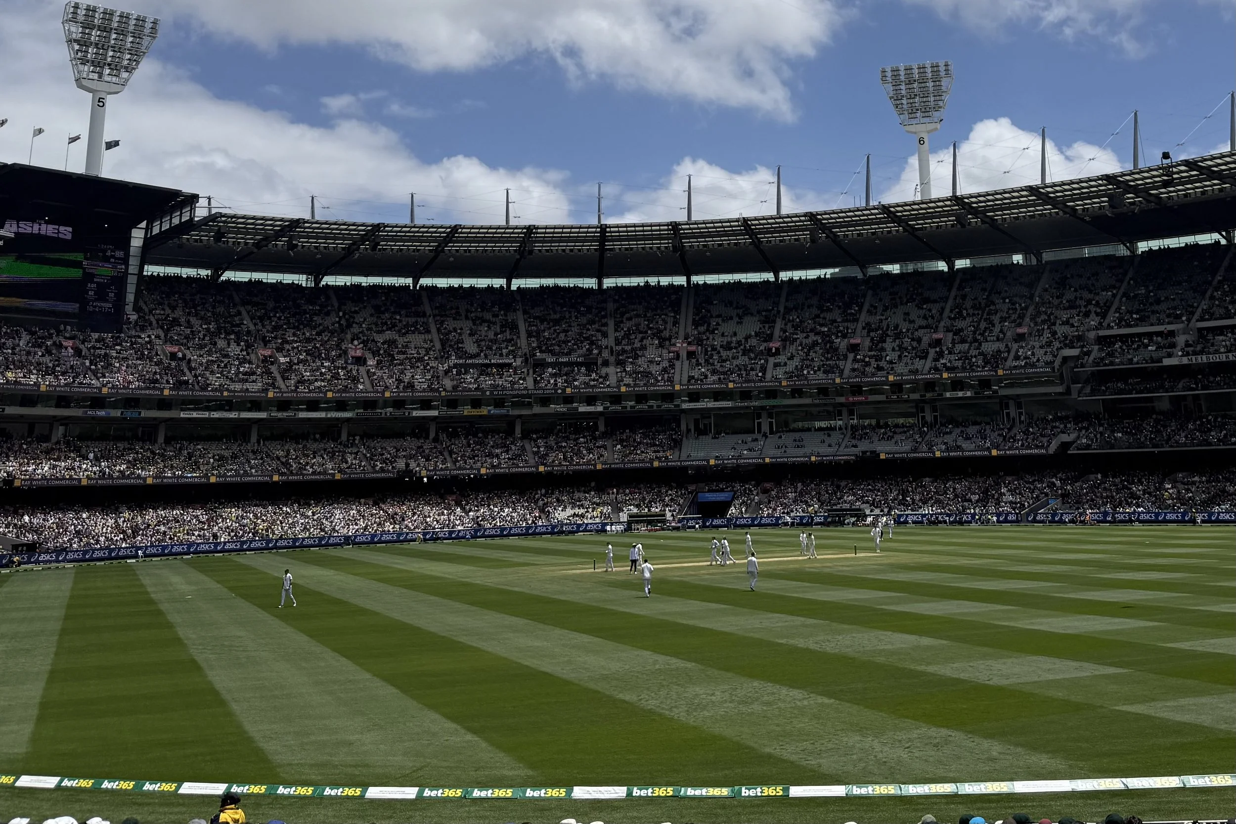 Bet365 branding on the boundary rope at the Boxing Day Test