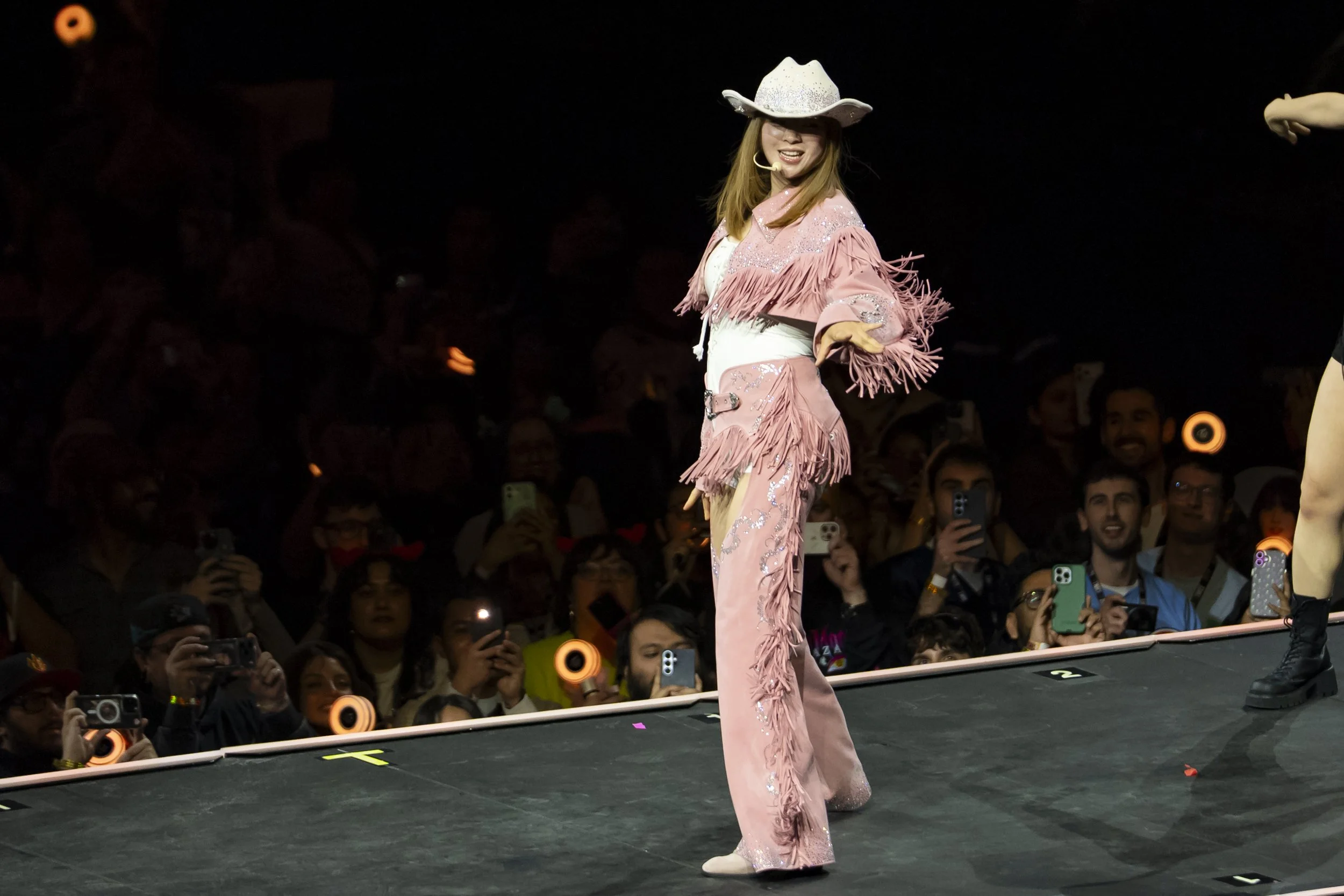 5 JYP ENTERTAINMENT, BAILEY ORR.JPG