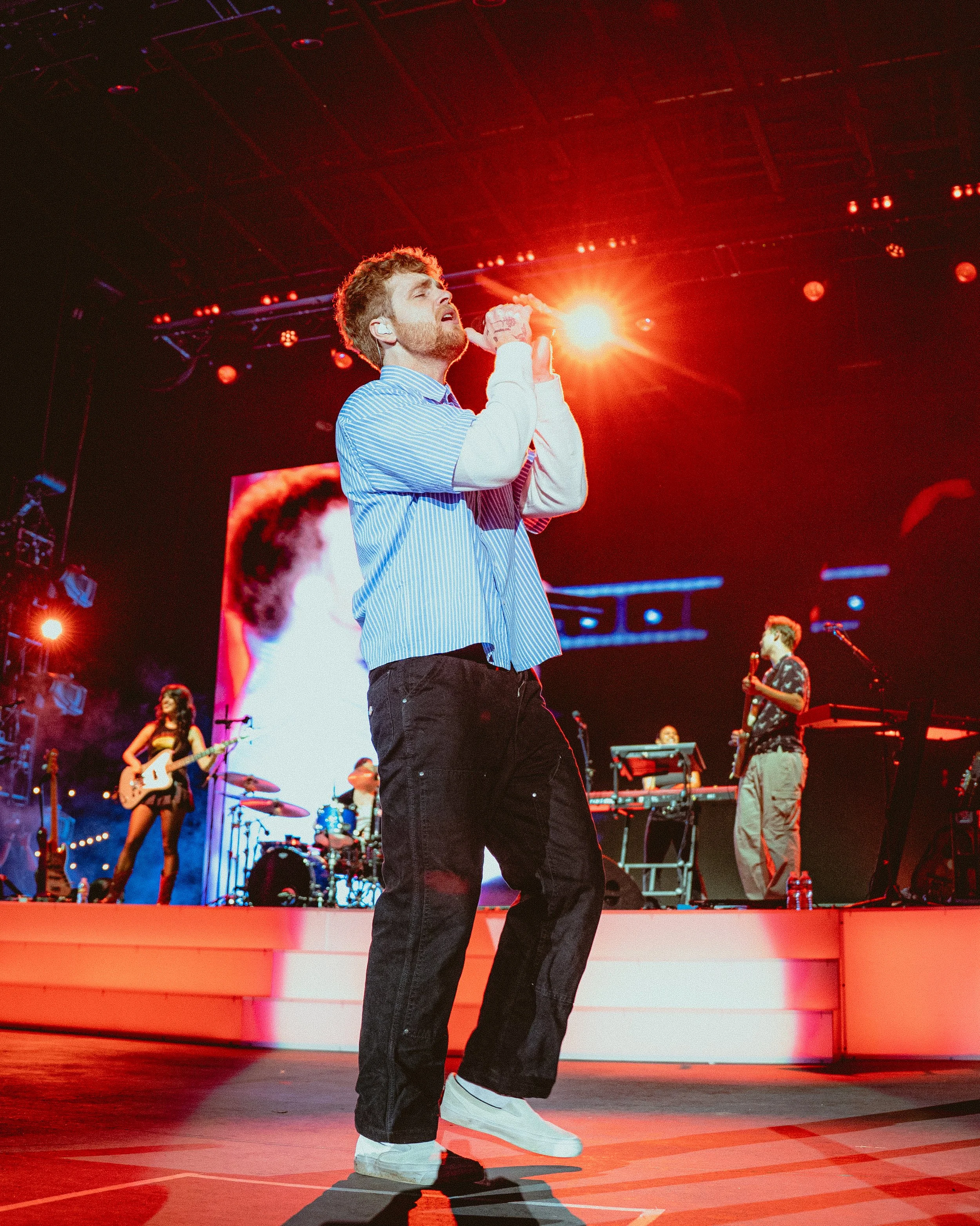 Alex Warren Web-3.jpg