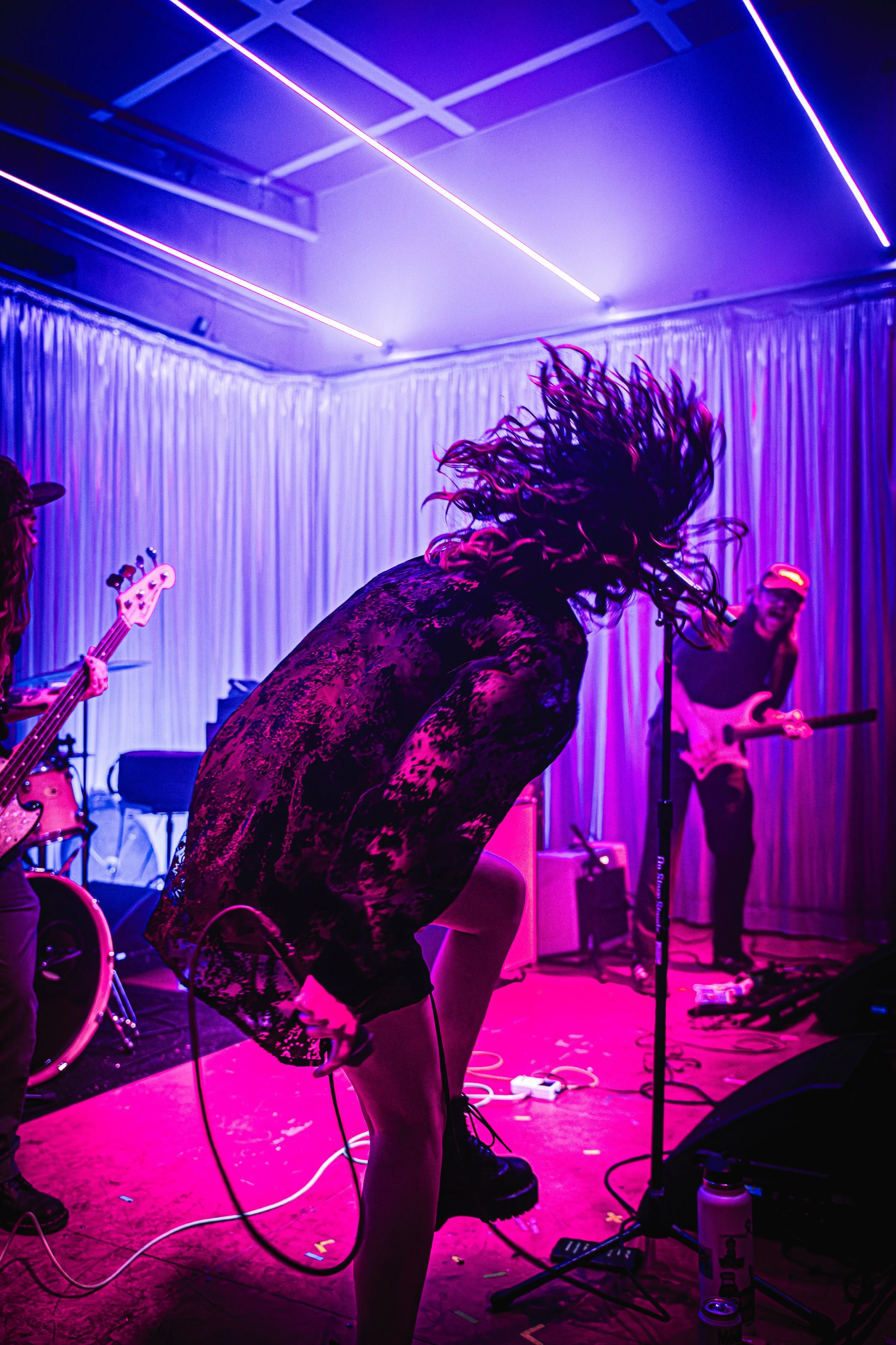 LIQUID GIRLFRIEND_-3.jpeg