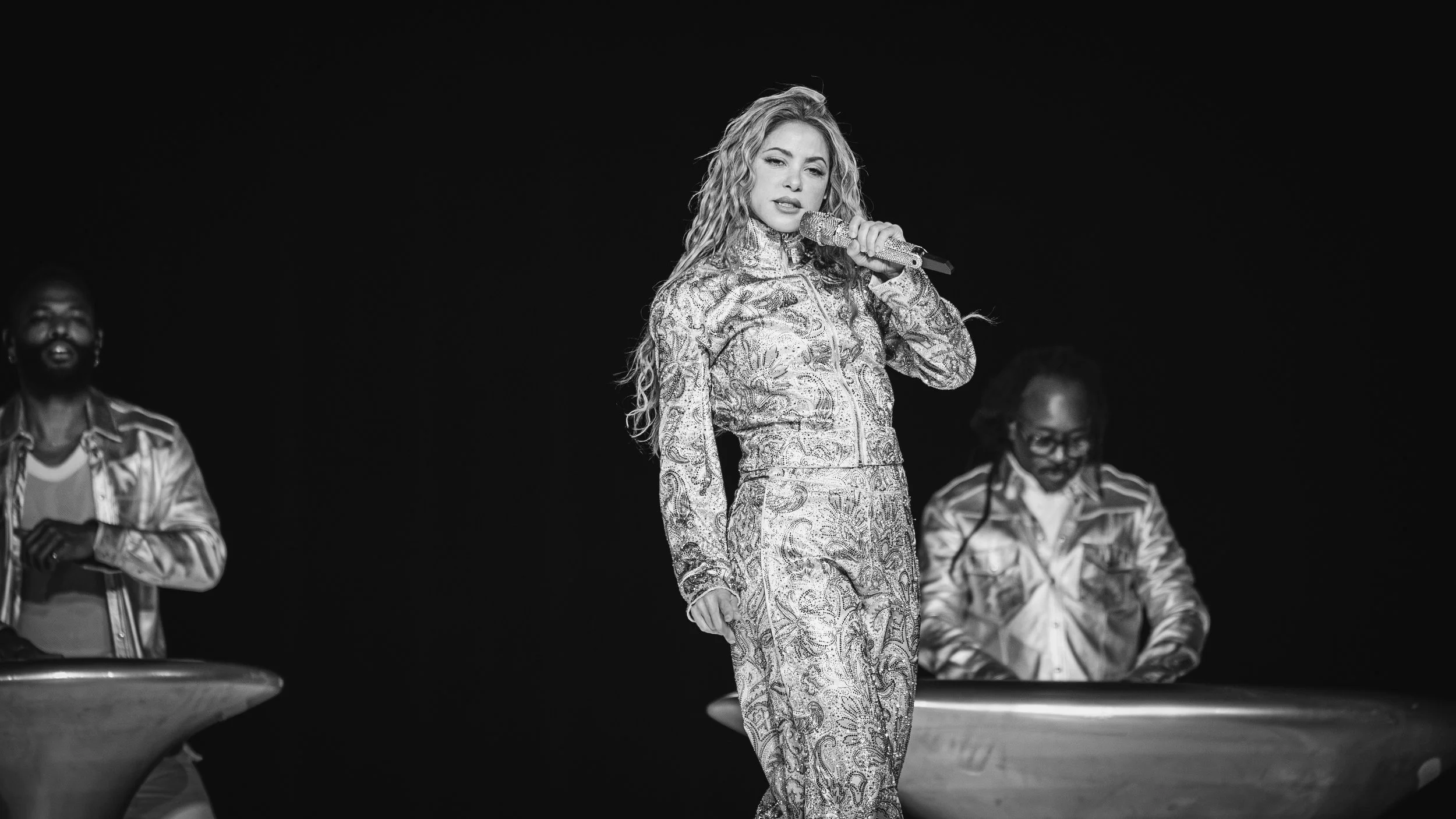 Shakira-14.jpeg