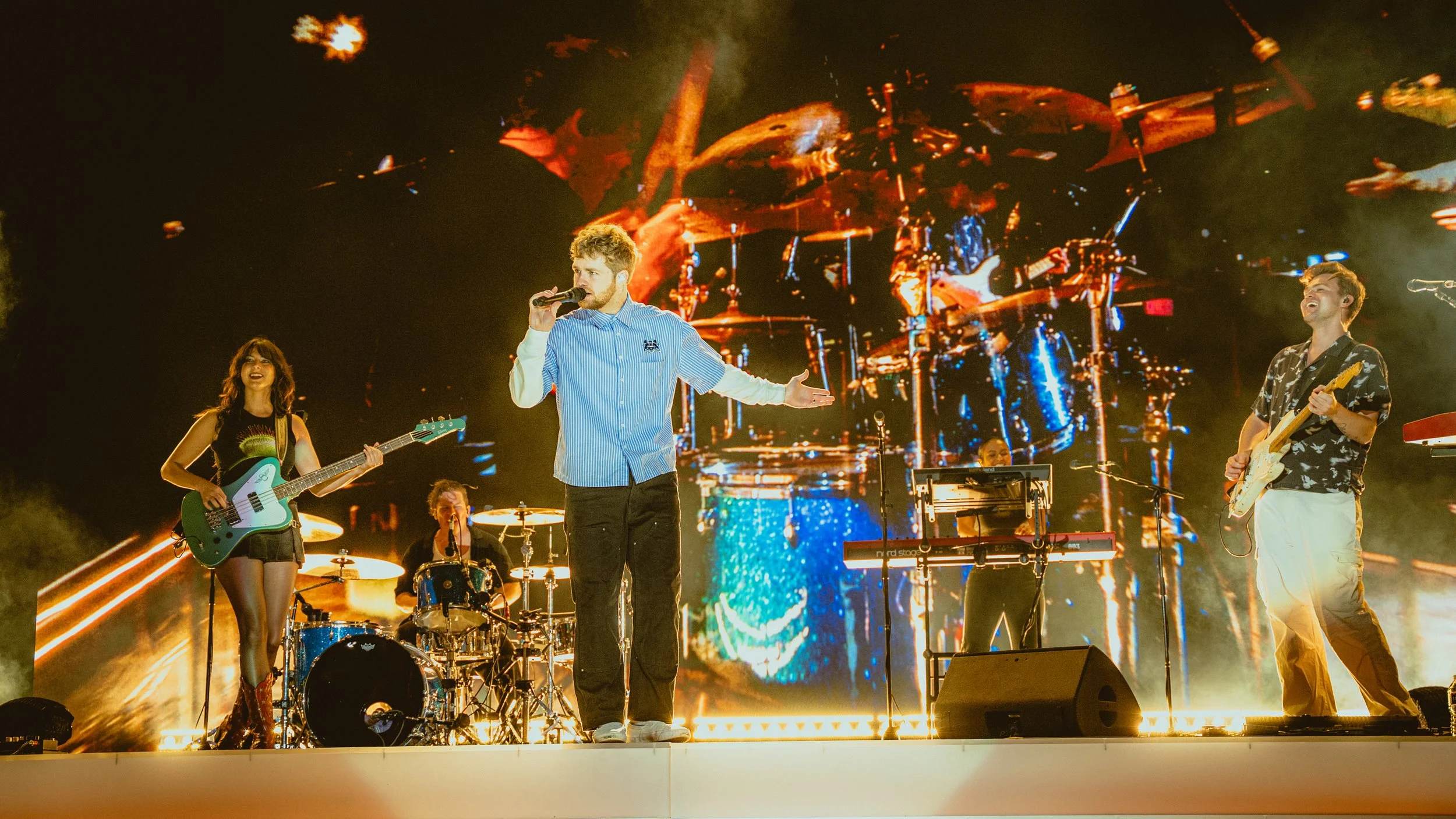 Alex Warren Web-10.jpg