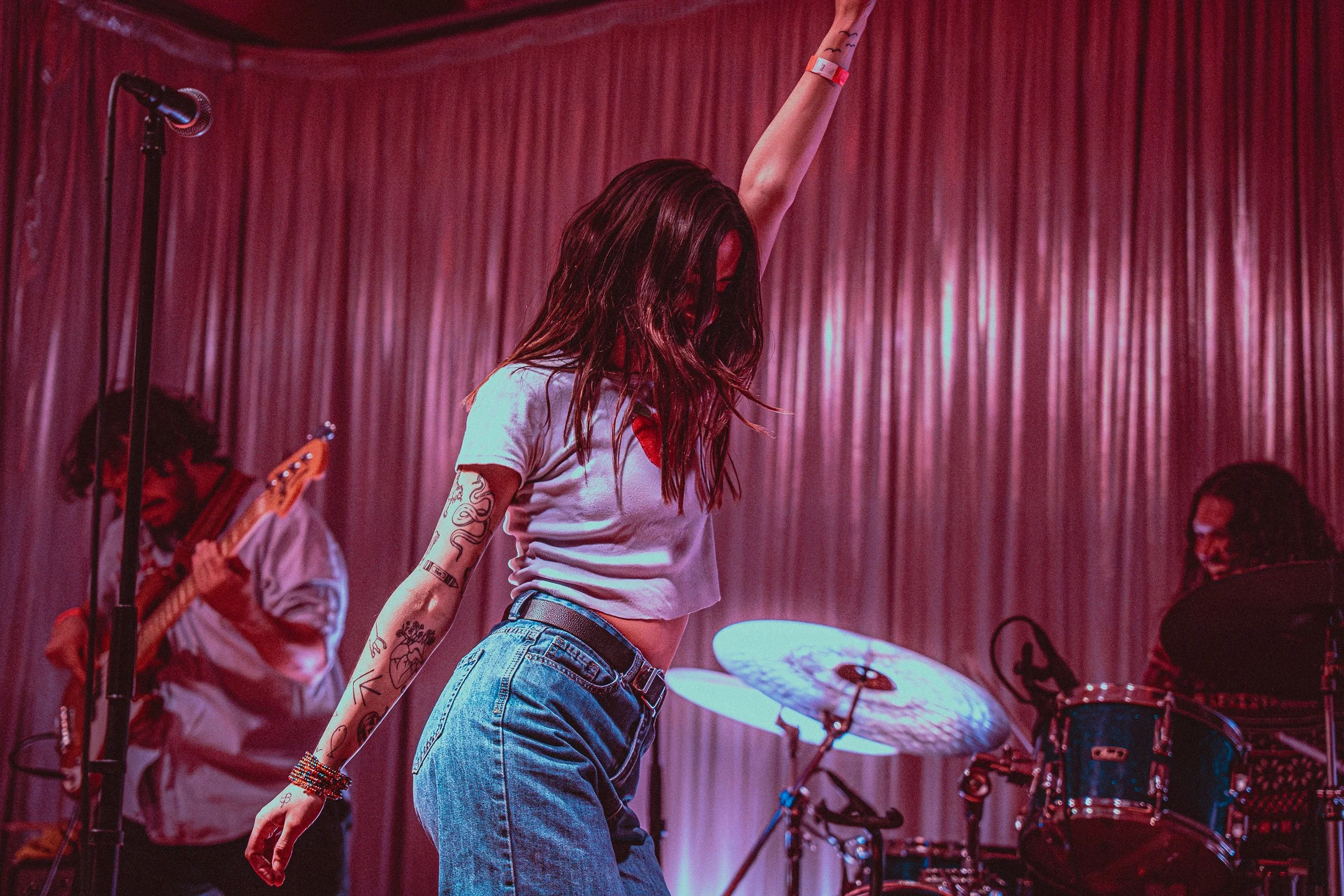 Bee & The Hive - WEB-8.jpg