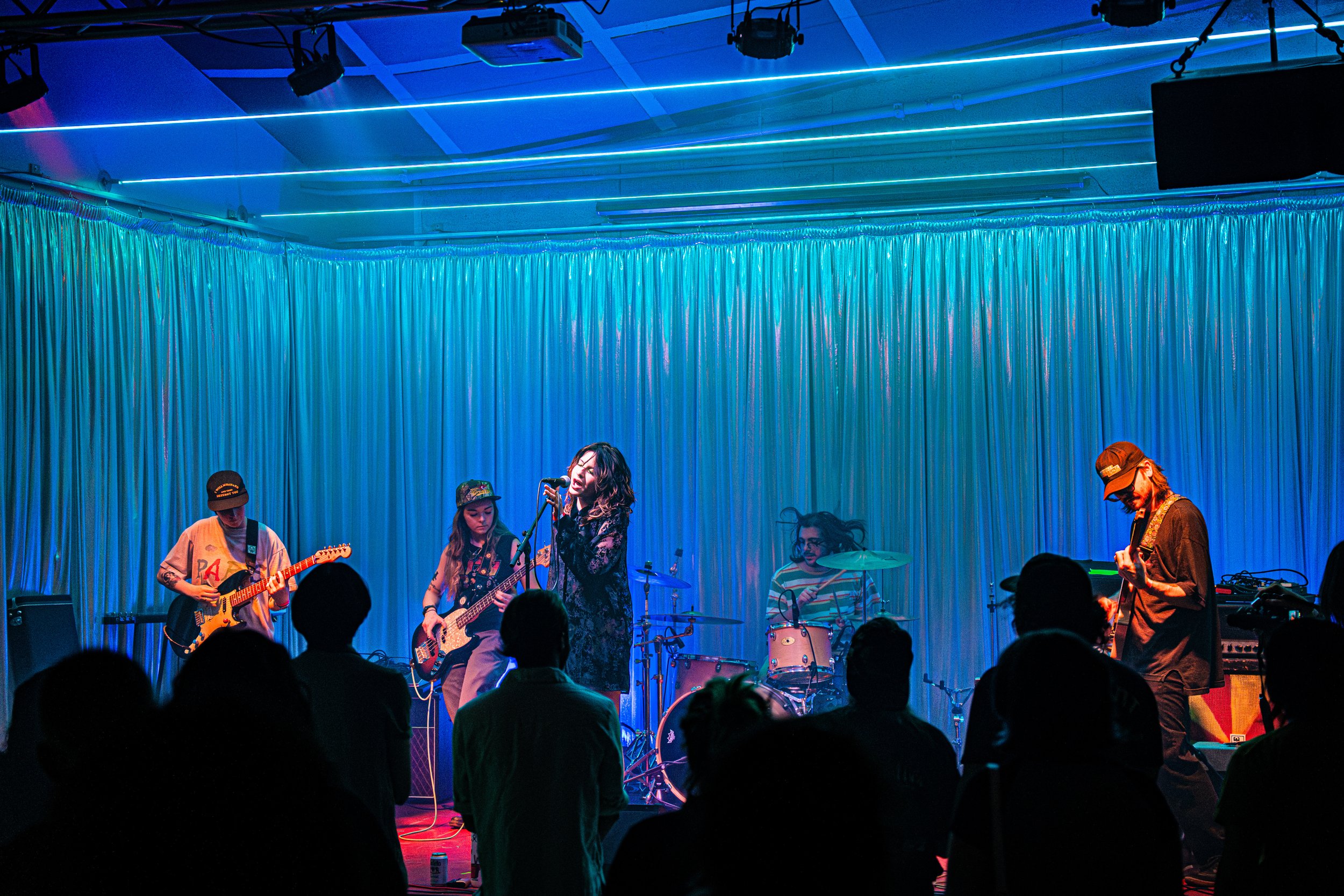 LIQUID GIRLFRIEND_-17.jpeg