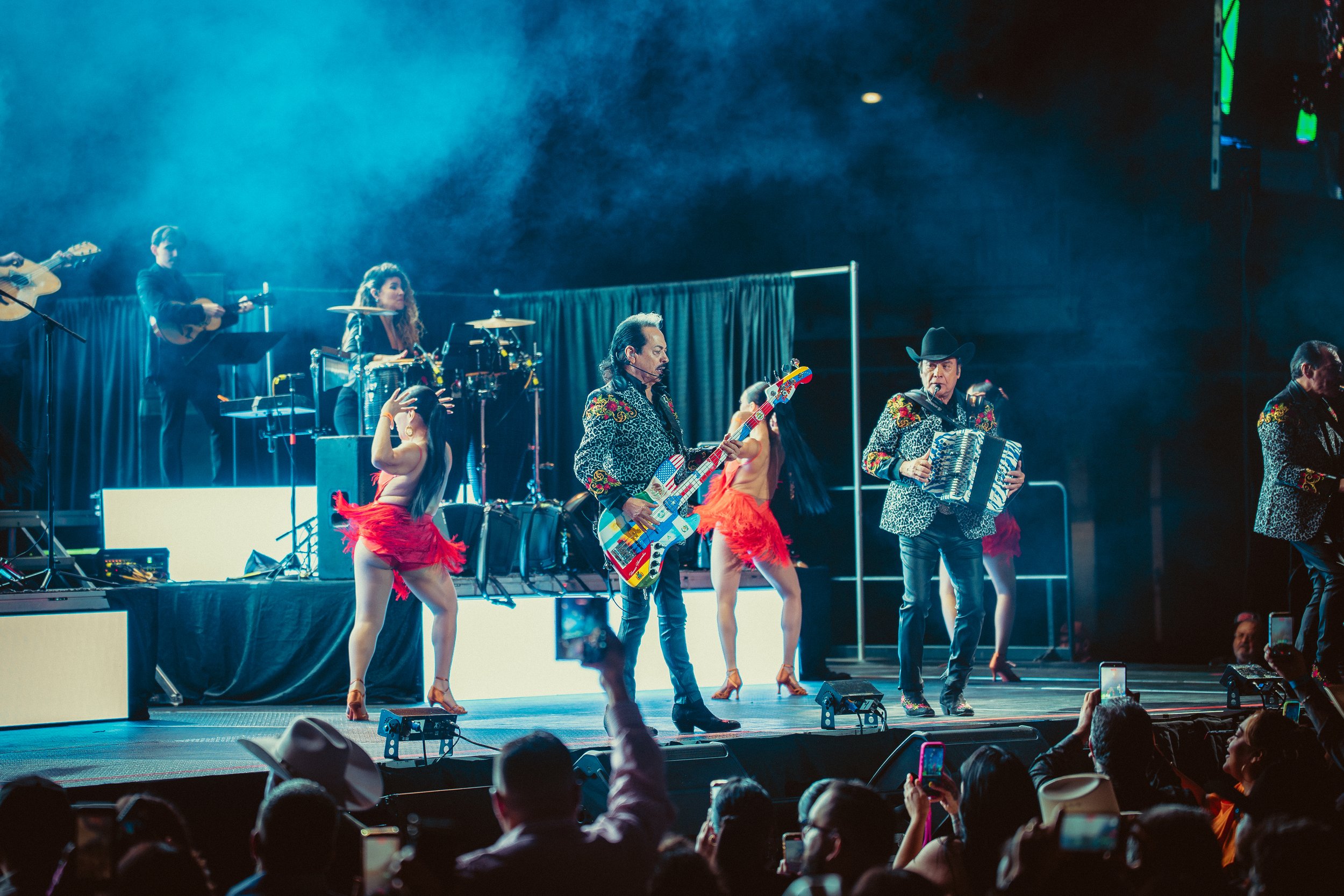 Los Tigeres Del Norte-24.jpg