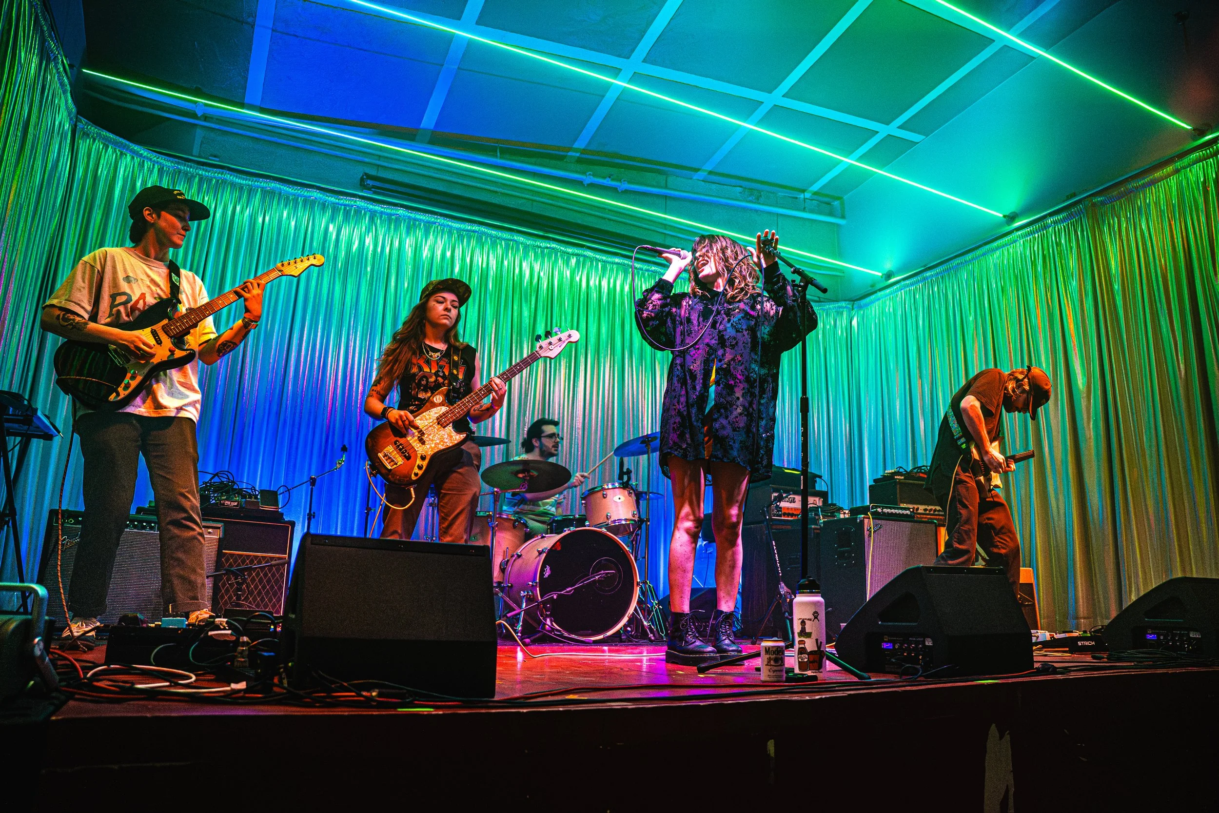 LIQUID GIRLFRIEND_-7.jpeg