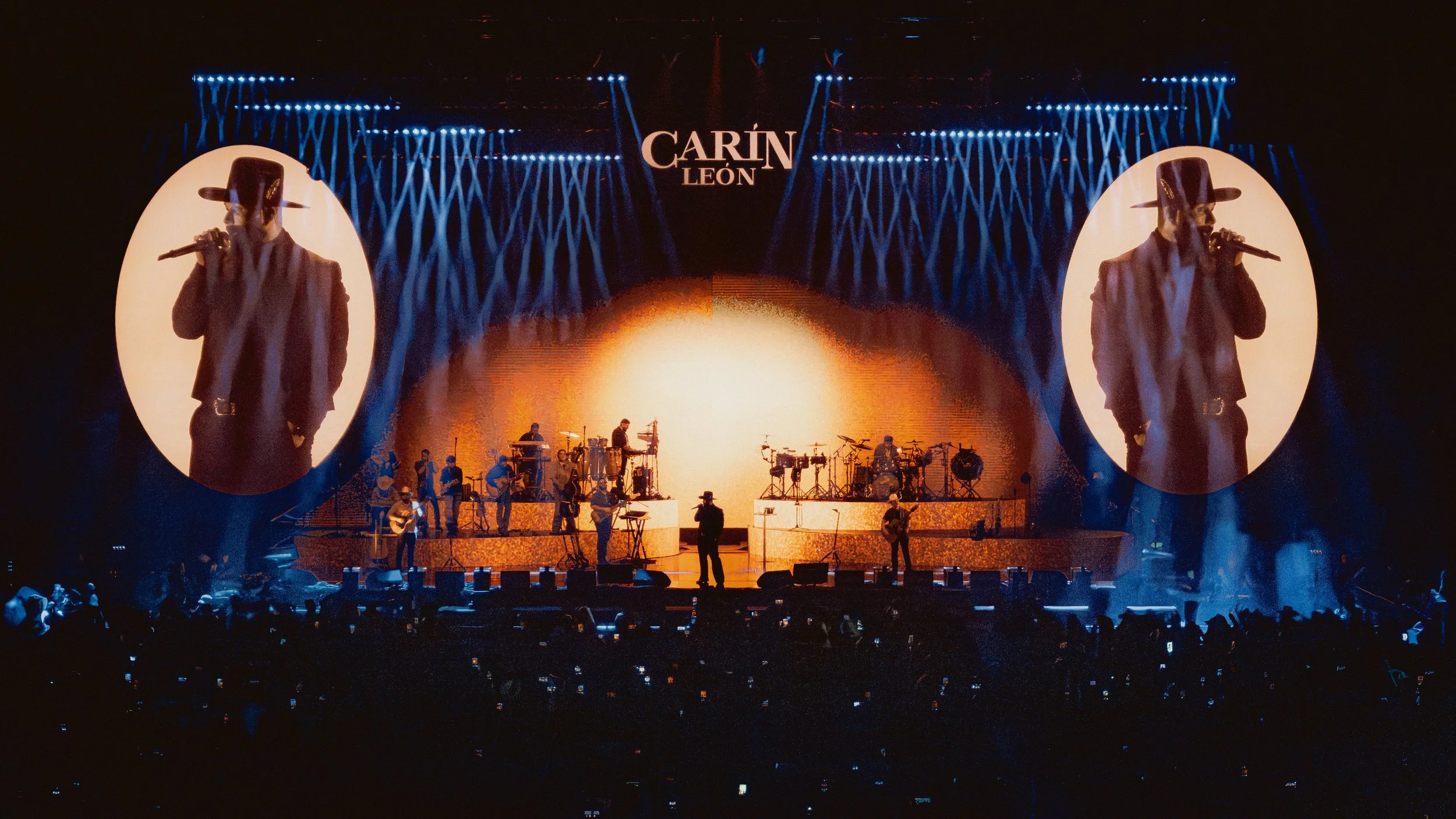 Carin Leon-24.jpeg