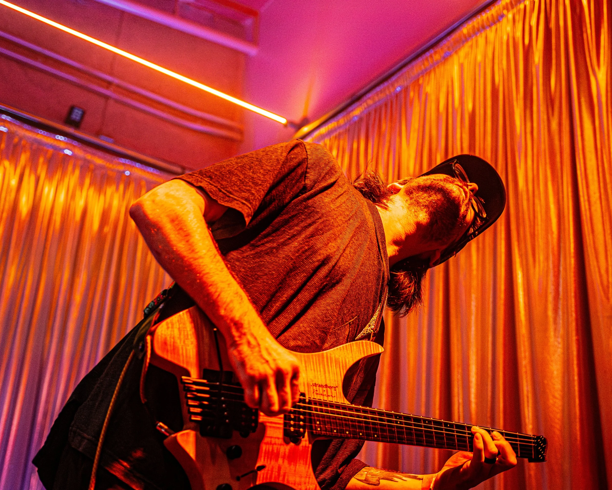 LIQUID GIRLFRIEND_-12.jpeg