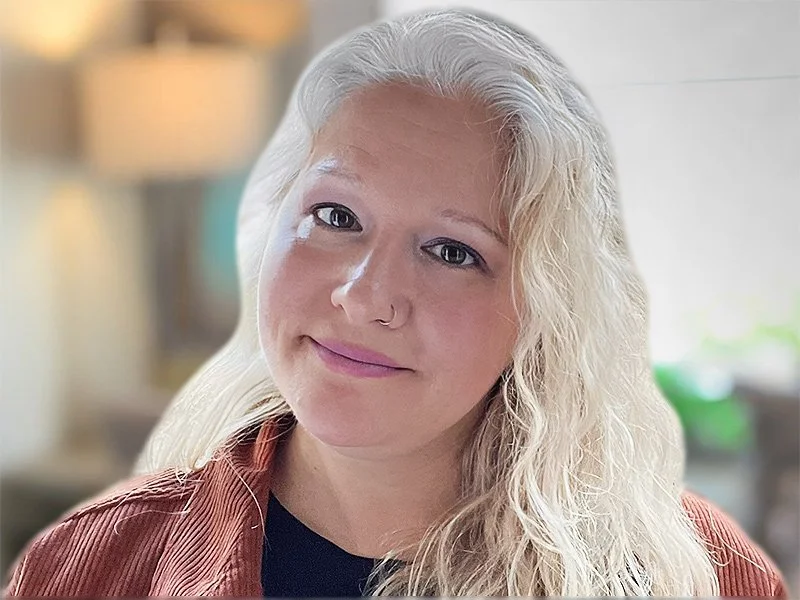 Suzanne Robinson with Within His Heart MInistires