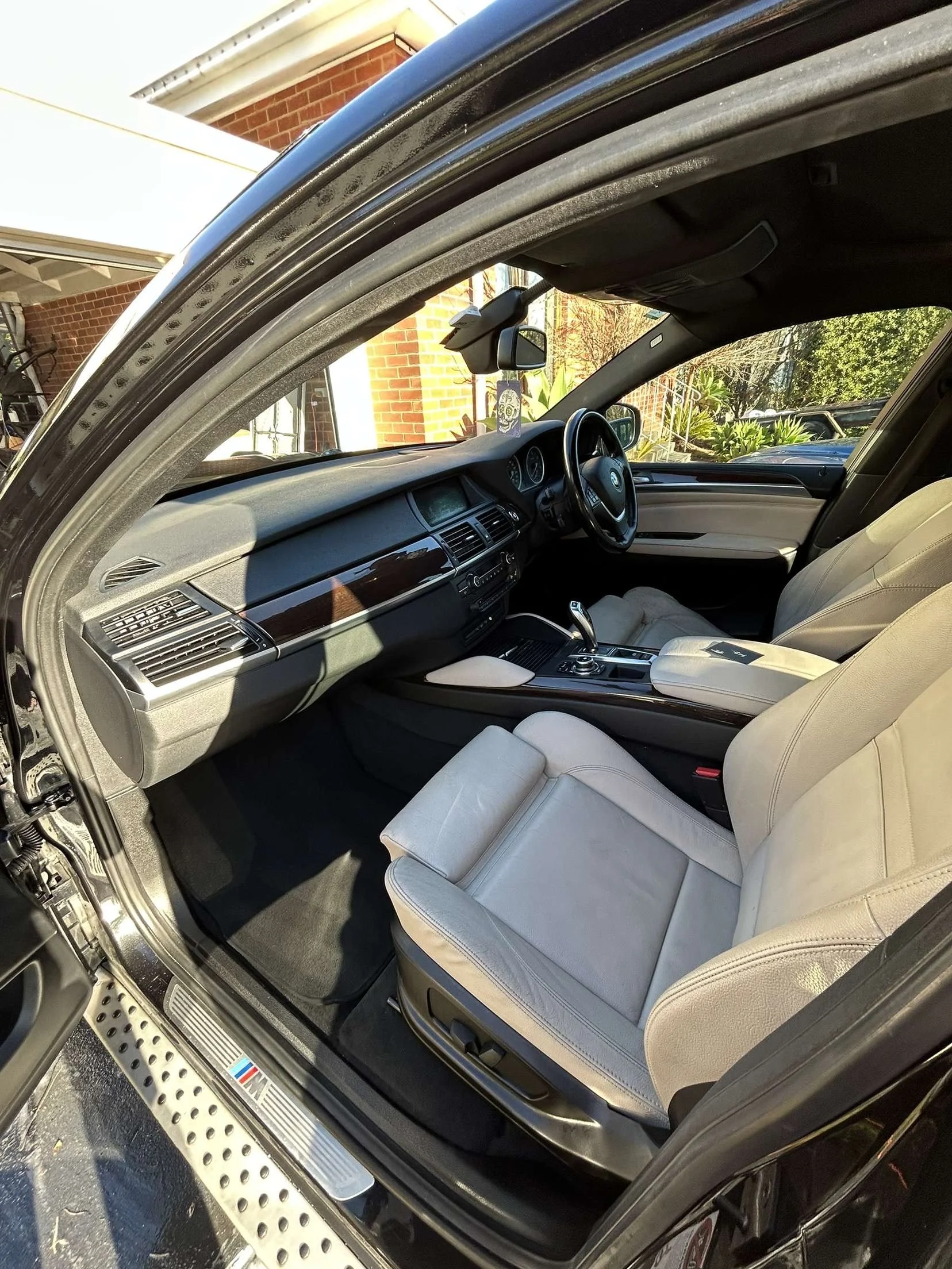 Basic Interior Detail