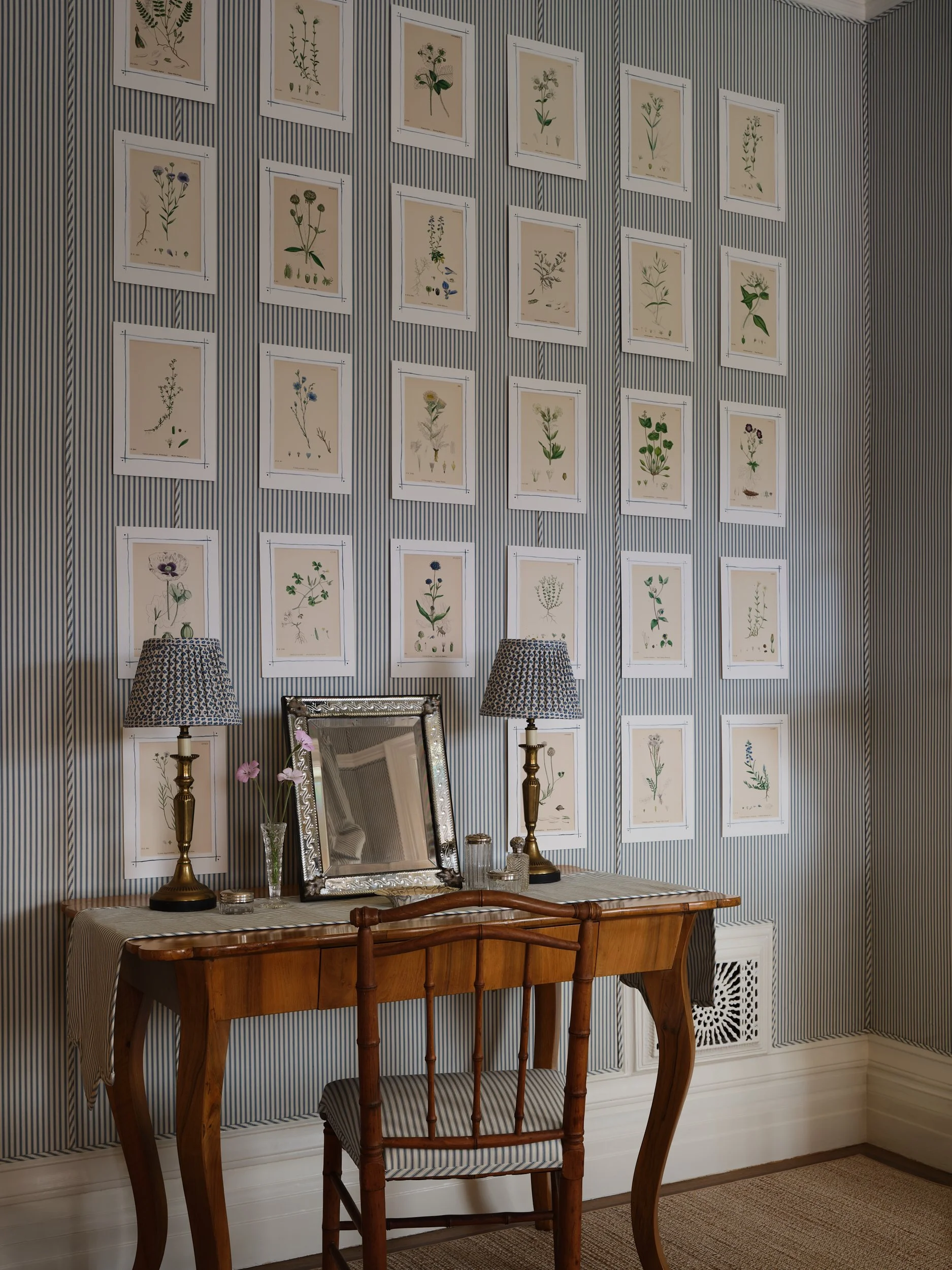 Lamberto Showcase 0076.jpg