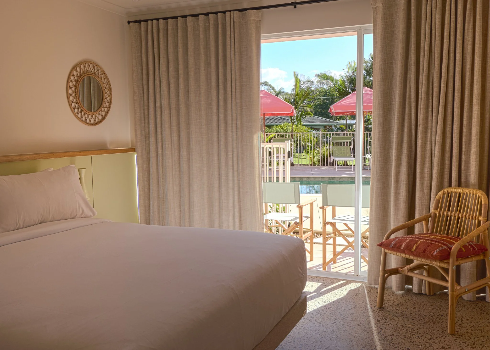ROY_MOTEL_HDR-2.jpg