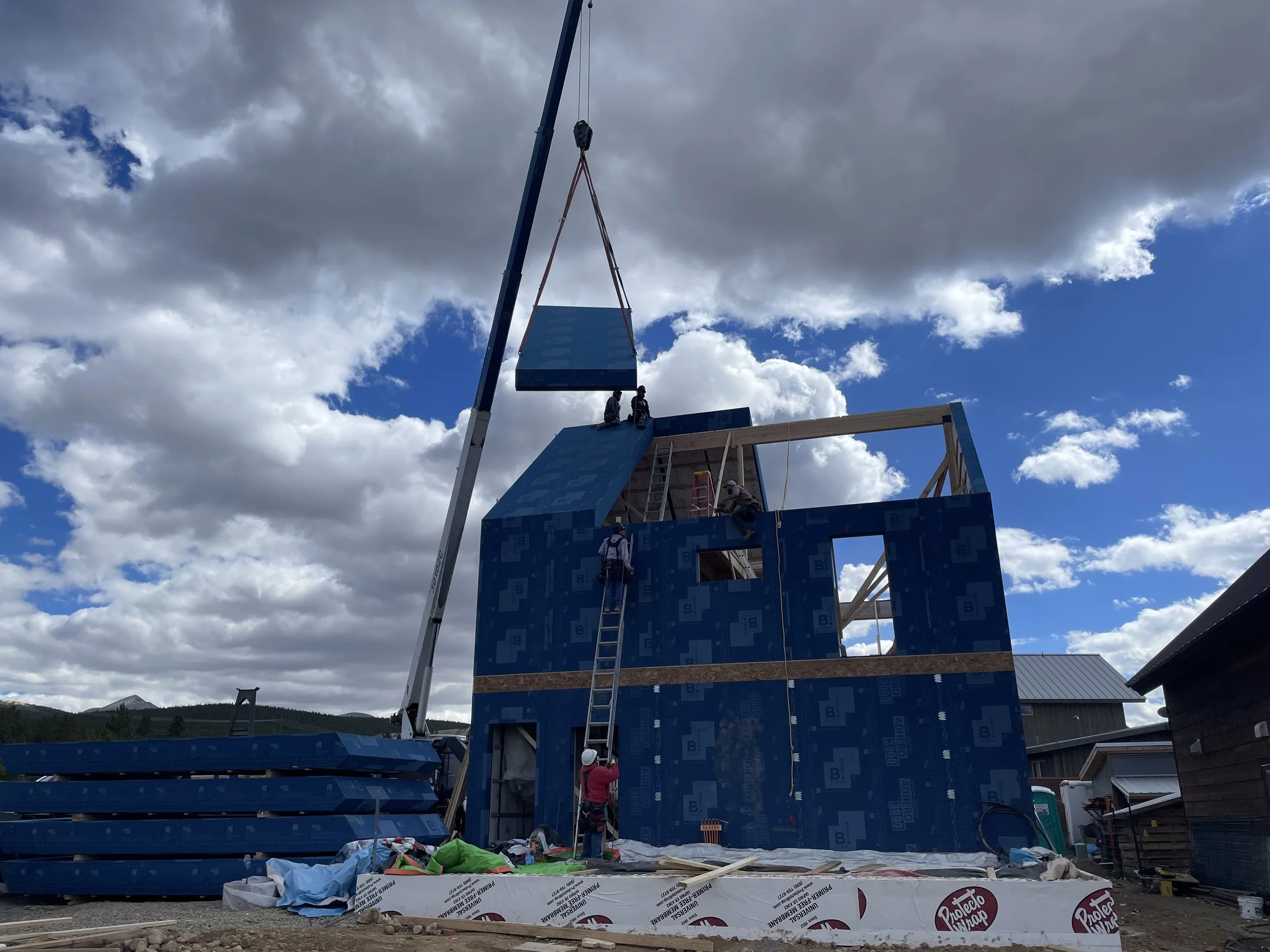In partnership with B.Public a panelized house fit the design and helped push a tight building window in Leadville, CO.