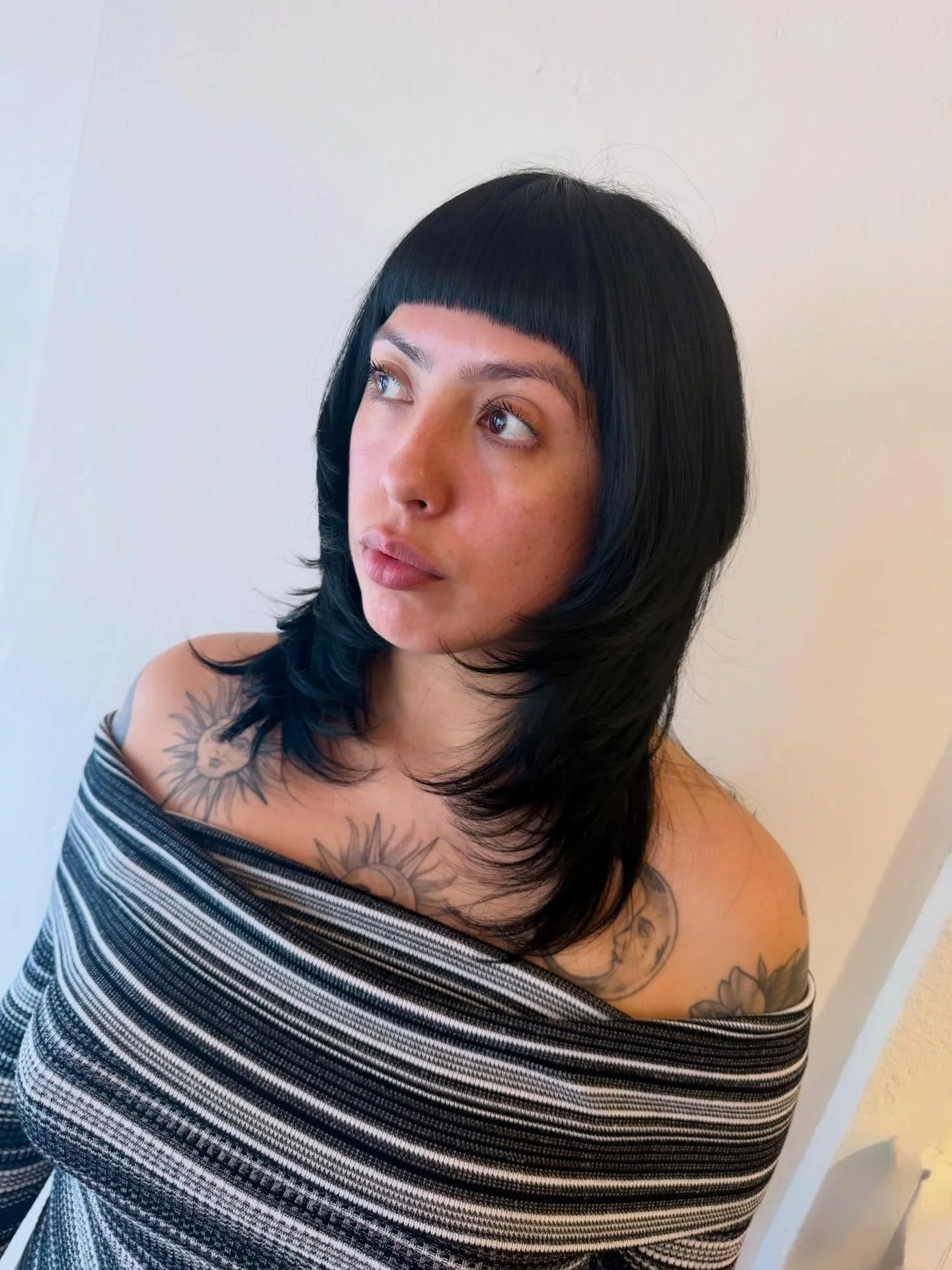 Saying we were obsessed would be an understatement!😍 Baby bang and 90s layer by @dasilva_hair #lamesasalon #goodlooksandgoodvibes #babybangs #sandiegostylist #lamesahair