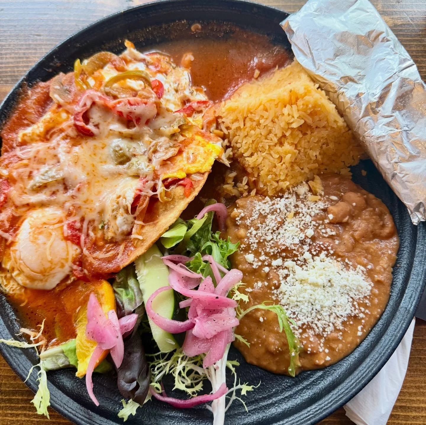 Be honest&hellip;
Huevos Rancheros or Huevos con Chorizo? 👀🔥
👇 Comment your go-to breakfast

#mayasdavis #daviscaeats #davisfood #ucdavis
