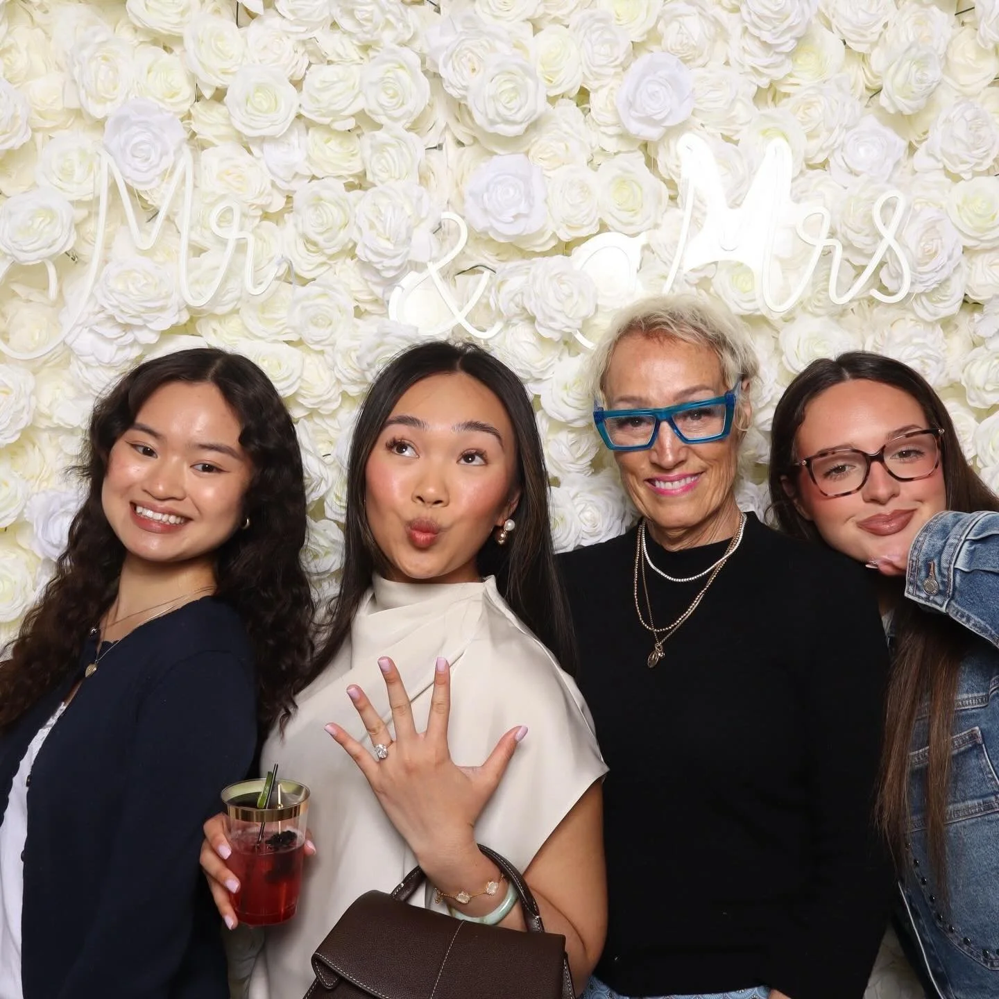 We had such a great time at the bridal expo yesterday ✨

Hosted at the stunning @the_moore_mansion , such a timeless and elegant venue that made the entire experience even more special.

From meeting wonderful couples and brides-to-be to connecting w