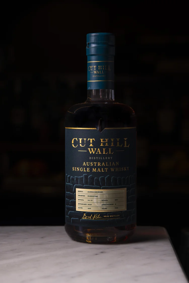 Allodola Muscat Single Cask Whisky bottle