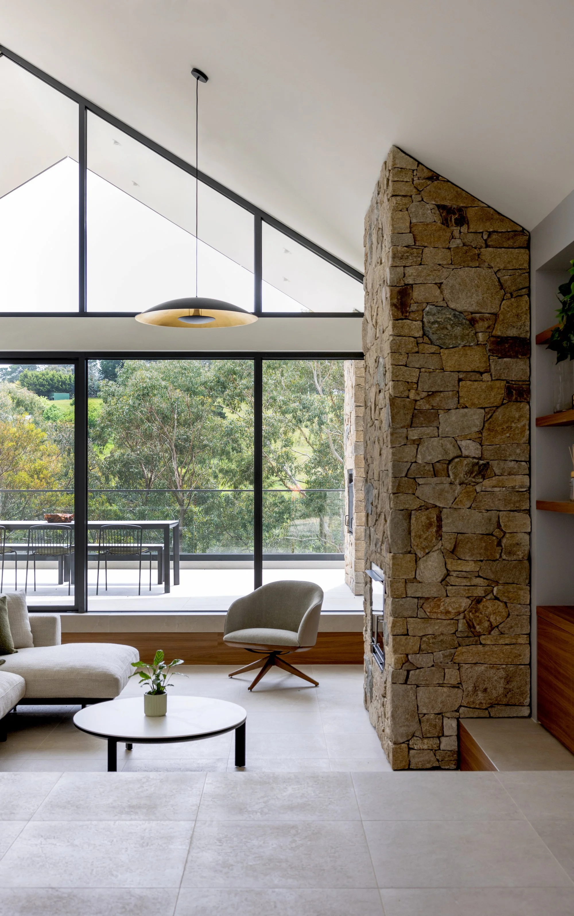 Hillside Home_01.jpg