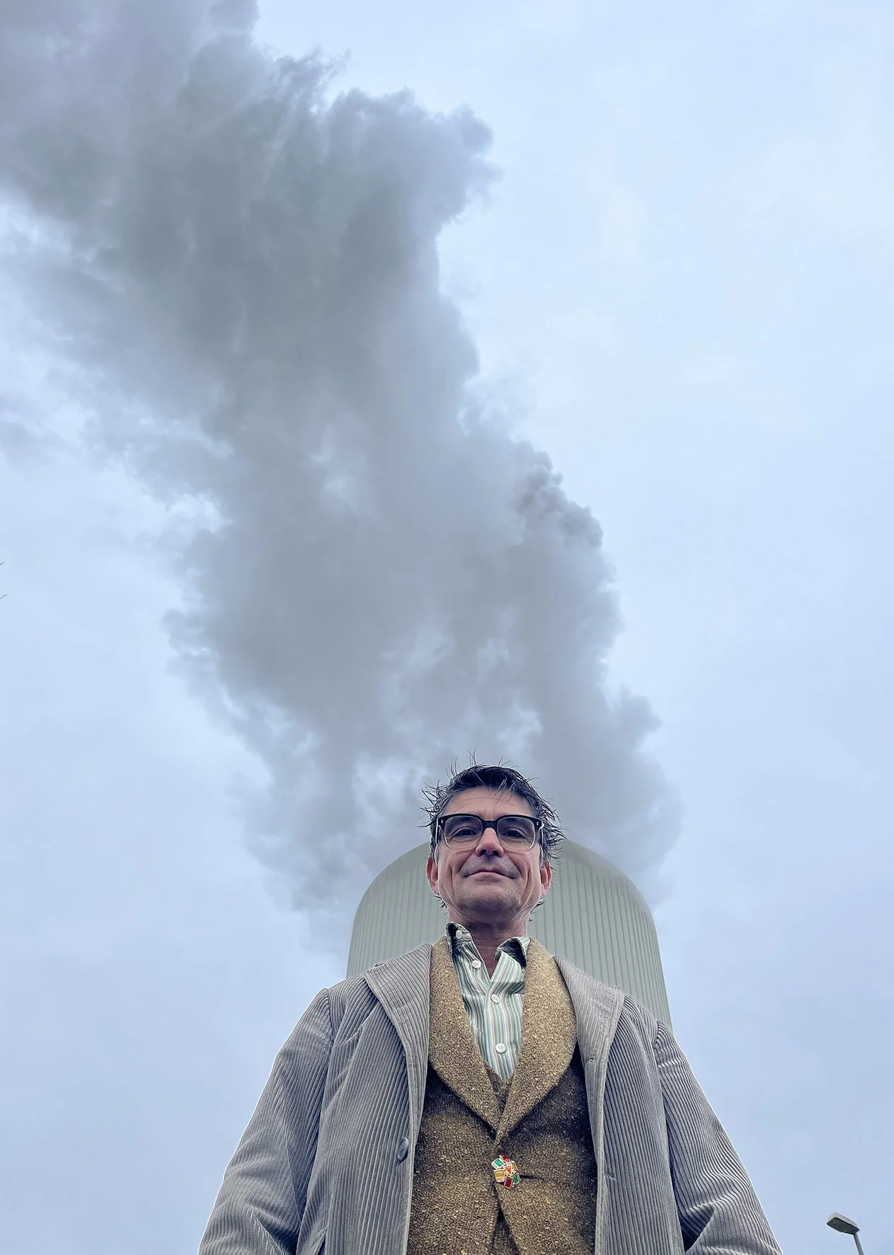 Bernhard Martin, Painter and installation artist,
lives and works in Berlin / Maler und 
Installationskünstler, lebt und arbeitet in Berlin
