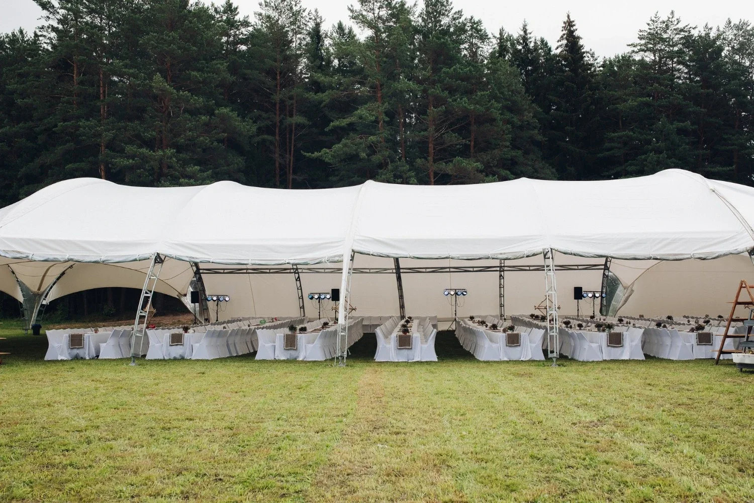 Stretch Tent for Corporate Events: Flexible and Stylish Solutions
