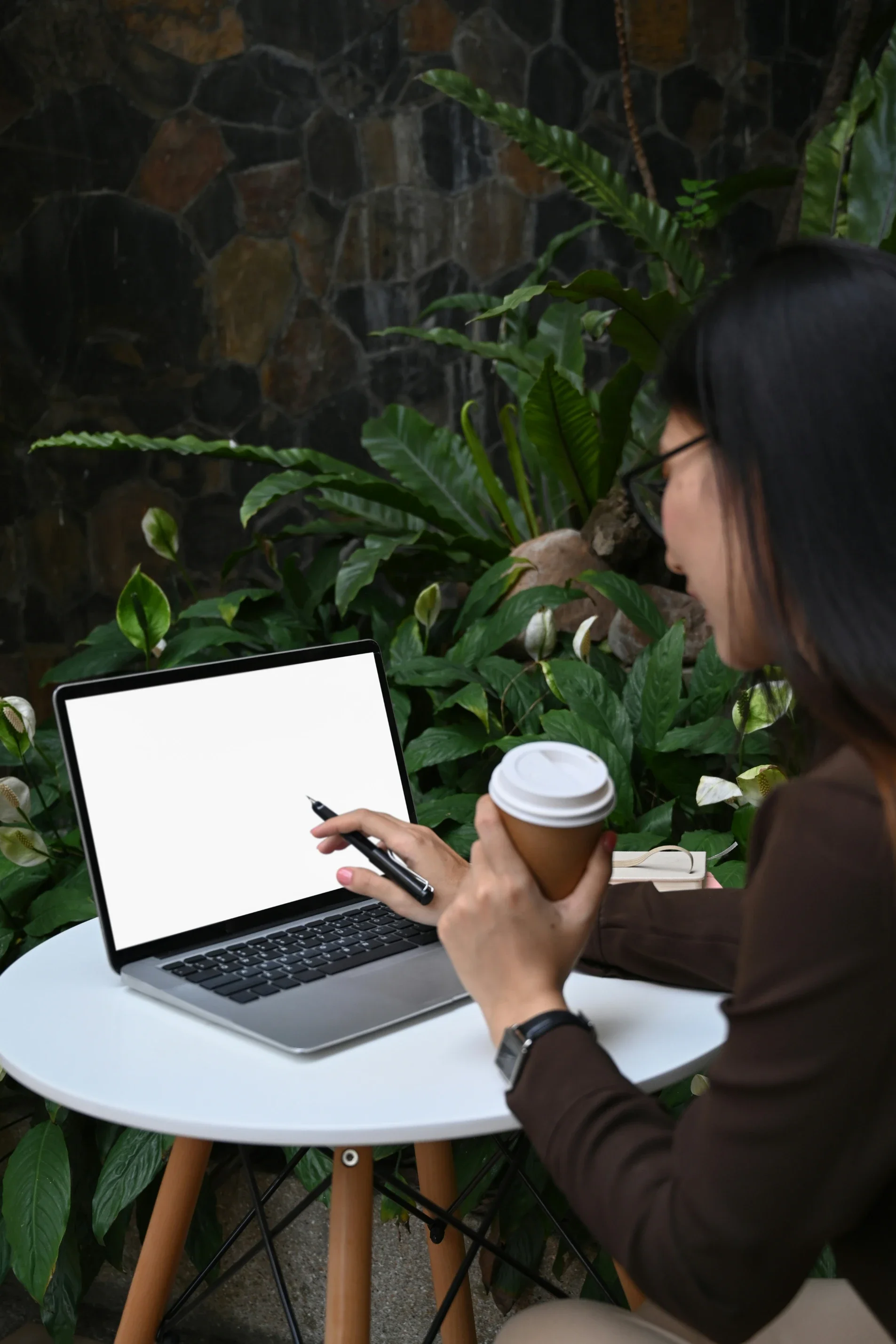 Why Paper Cups Remain Popular in Modern Offices