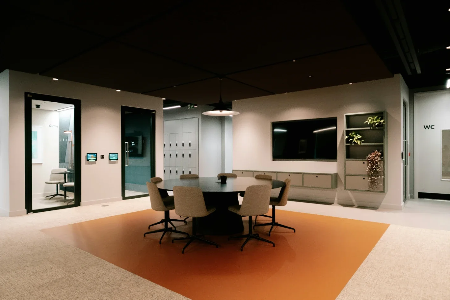 How Interior Paint Influences Customer Experience and Workplace Productivity