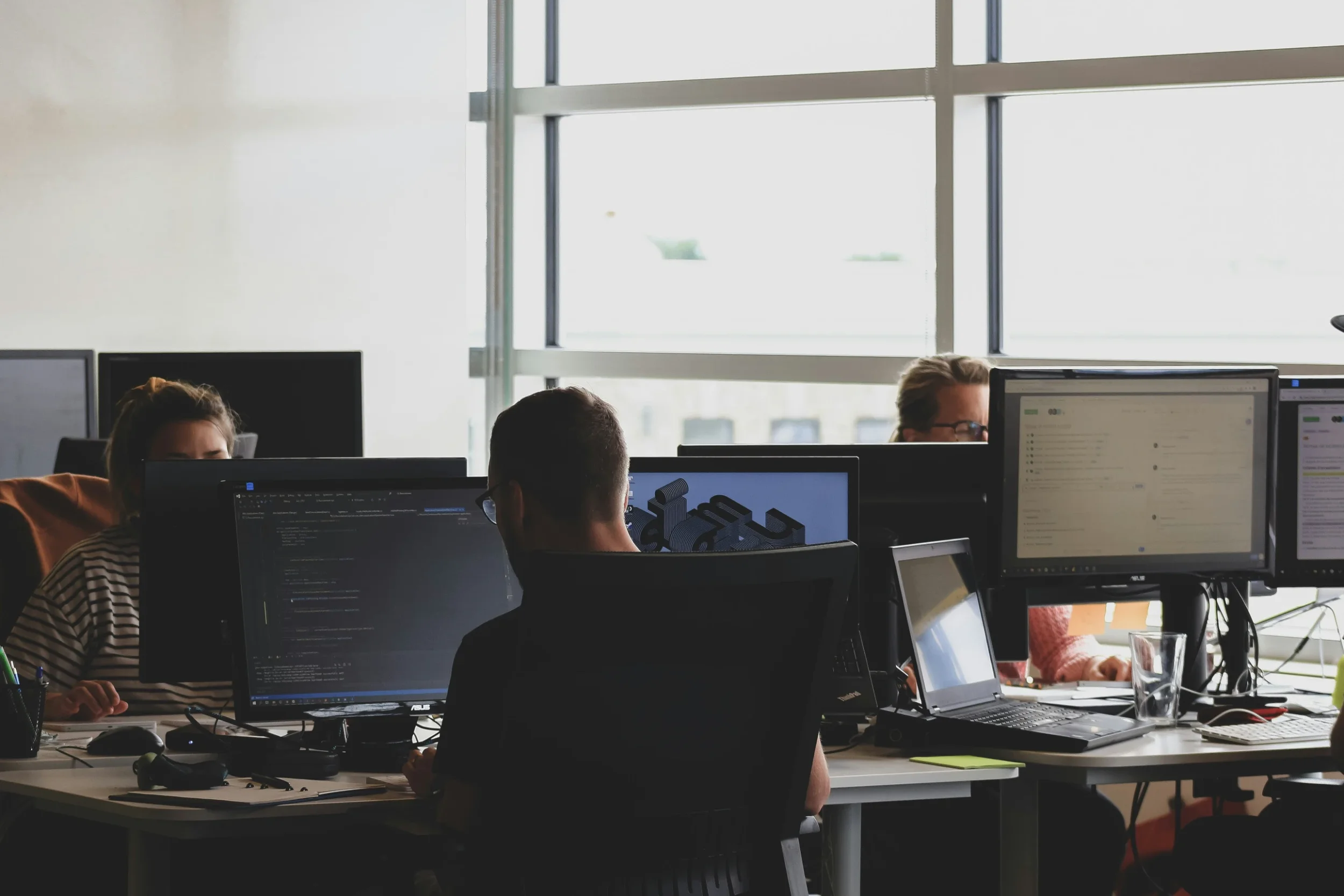 How Better Lease Data Supports Office Decisions