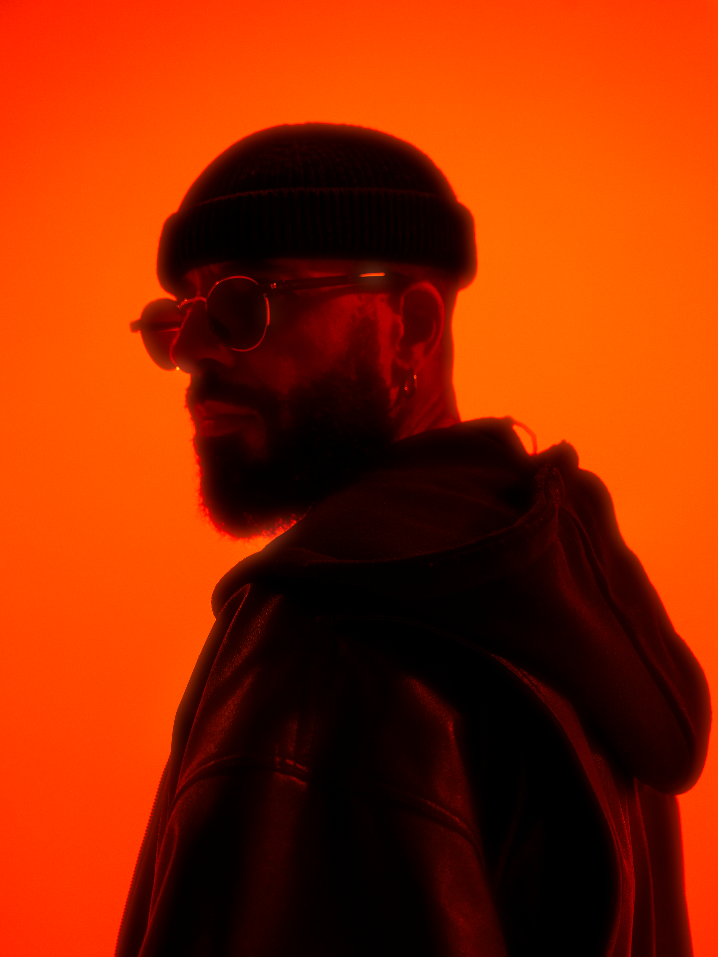 SOPHIANE - CHORÉGRAPHE / METTEUR EN SCÈNE