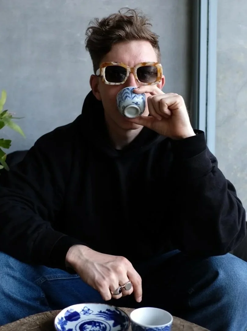 TIM - WEB DESIGNER / DIGITAL AD SPECIALIST