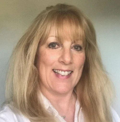 Nikki Woore