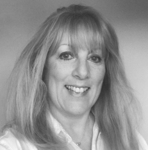 Nikki Woore