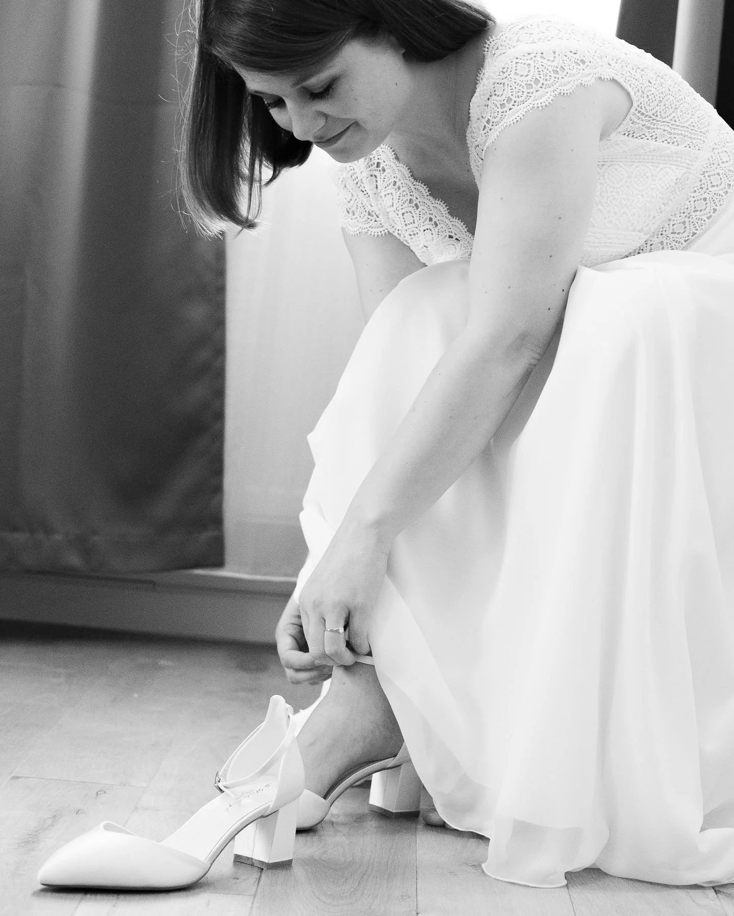 Mr. &amp; Mrs.

Am Wedding Day gibt es so viele Momente,
in denen die Zeit einfach stillsteht.

Und genau deshalb liebe ich, was ich tue.

Danke f&uuml;r euer Vertrauen Teresa &amp; Frederik 🤍