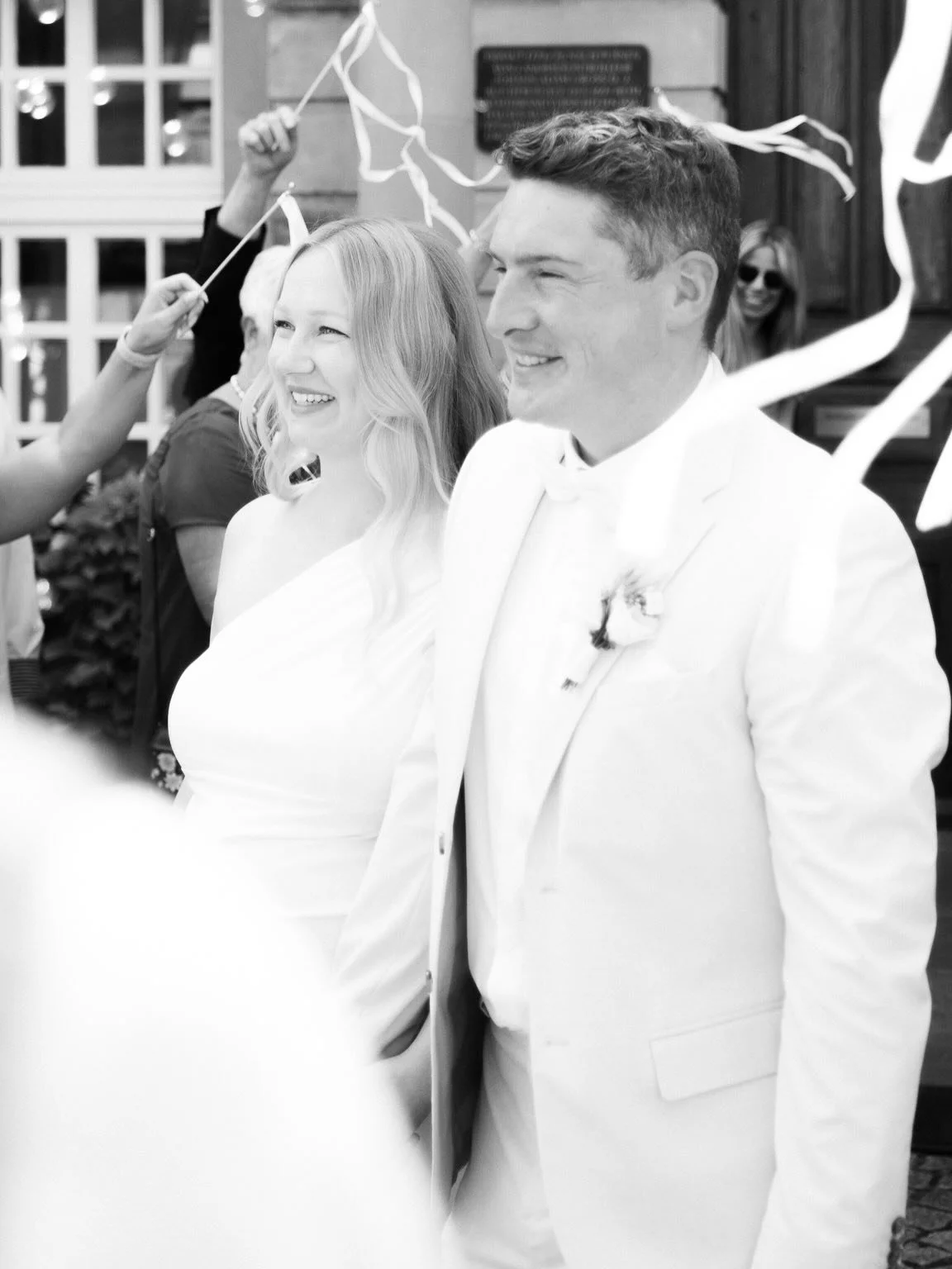 Before you hire a wedding photographer, ask:
What truly inspires them? ✨

Not trends. Not what everyone else is doing.

For me, it&rsquo;s the raw, unplanned rhythms of street photography that shaped my craft; a passion that still follows me around t