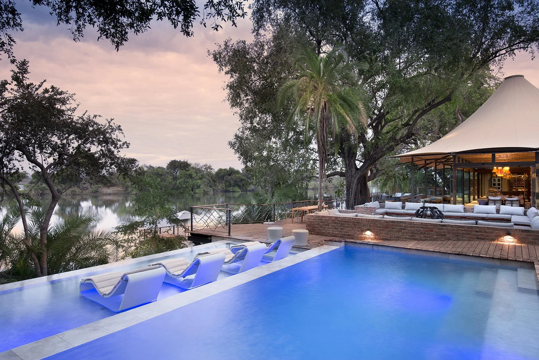 Thorntree River Lodge Mosi Oa Tunya National Park Zambia.jpg