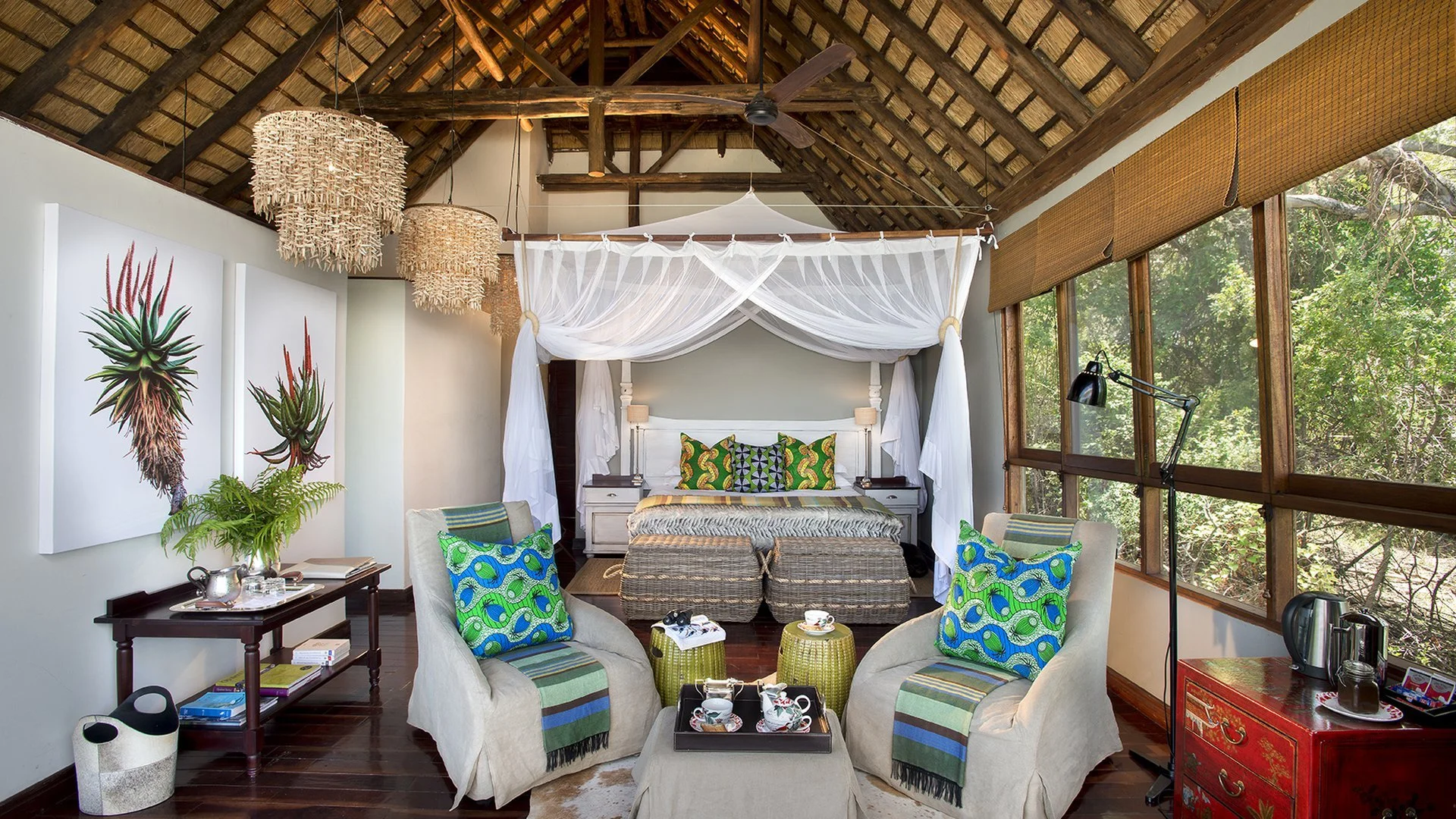 royal-chundu-zambezi-river-lodge-room-suite-interior-01.jpg__1920x1080_q85_crop_subsampling-2_upscale.jpg