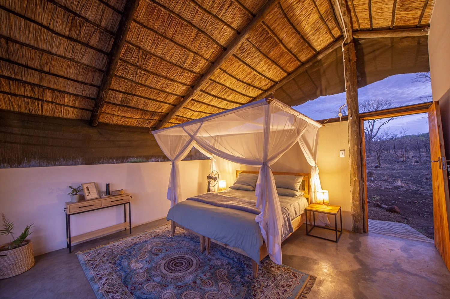Taita-Falcon-lodge-Victoria-Falls-bushcamp-accommodation-75.jpg