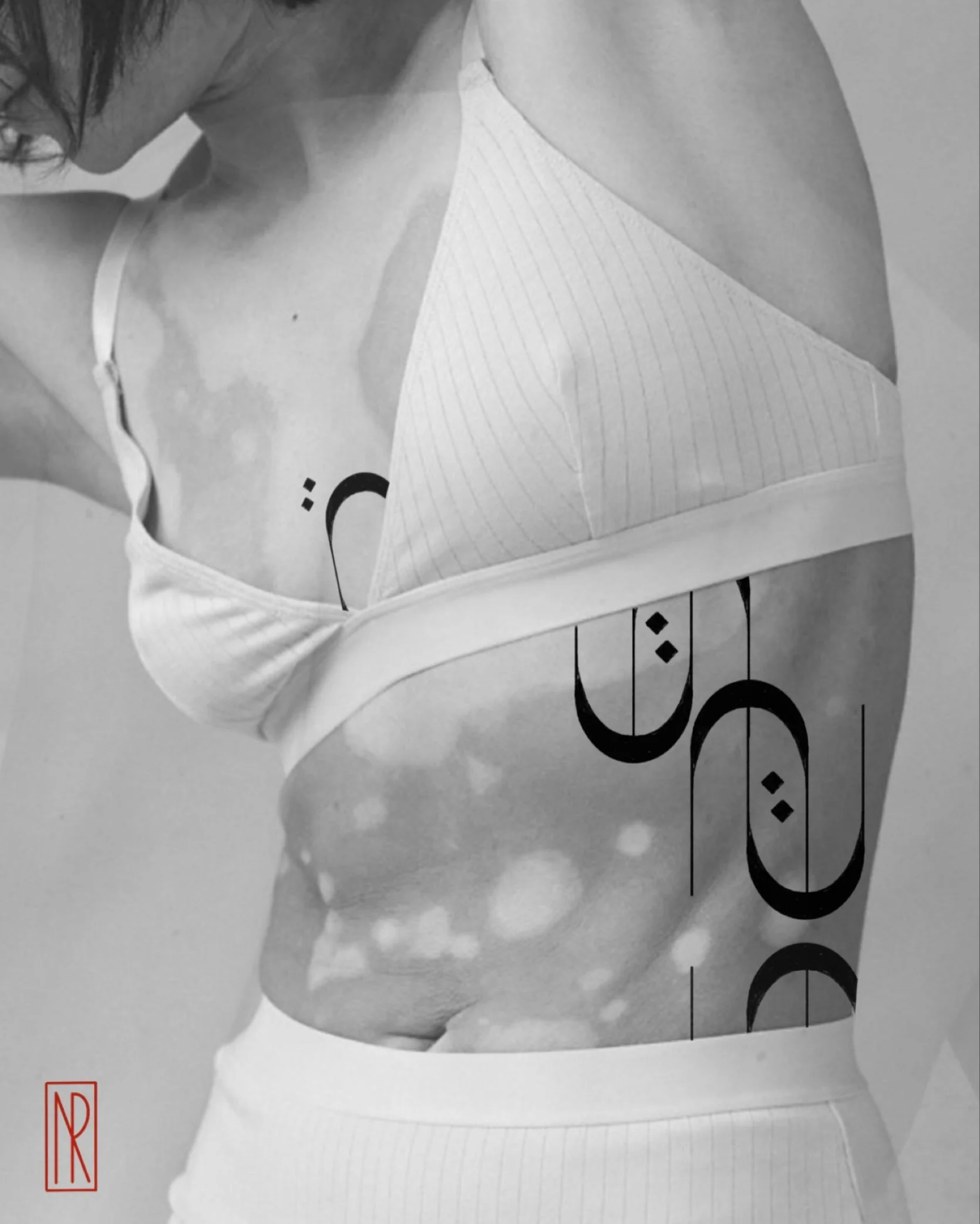 Flash Nr 195

#tattoodesign #tattooflash #tattooidea #ornamentaltattoo #patterntattoo #cairotattoo #brementattoo #berlintattoo