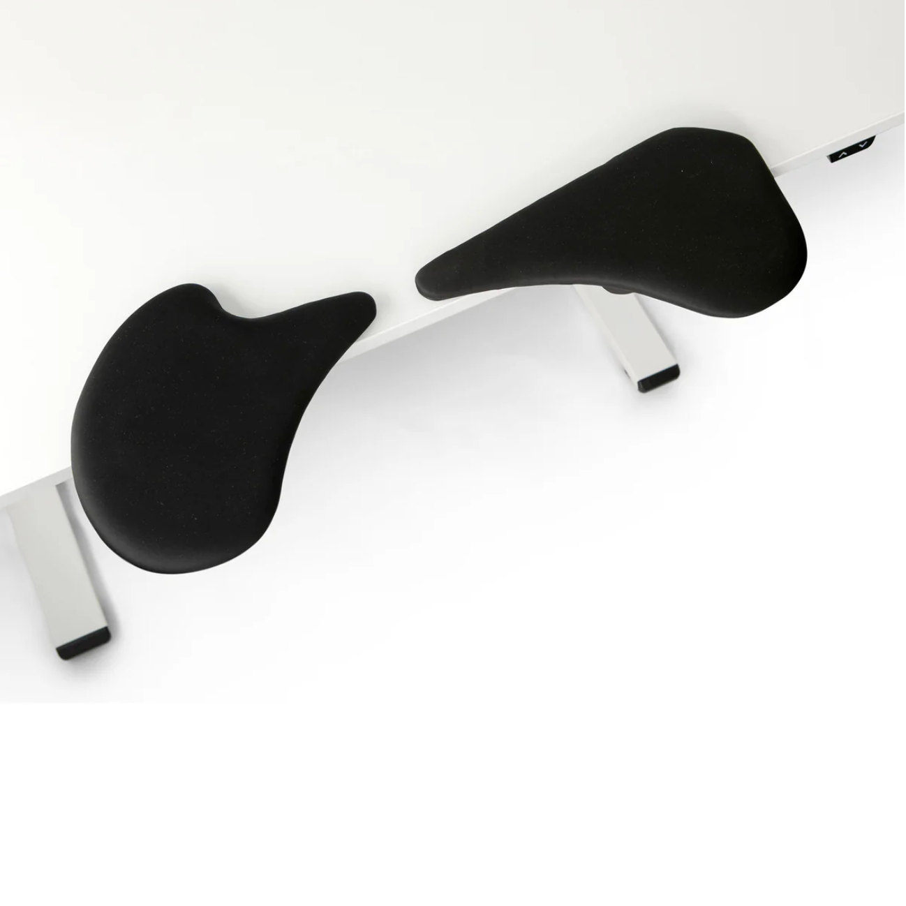 Adjustable 2-piece elbow support-2.png