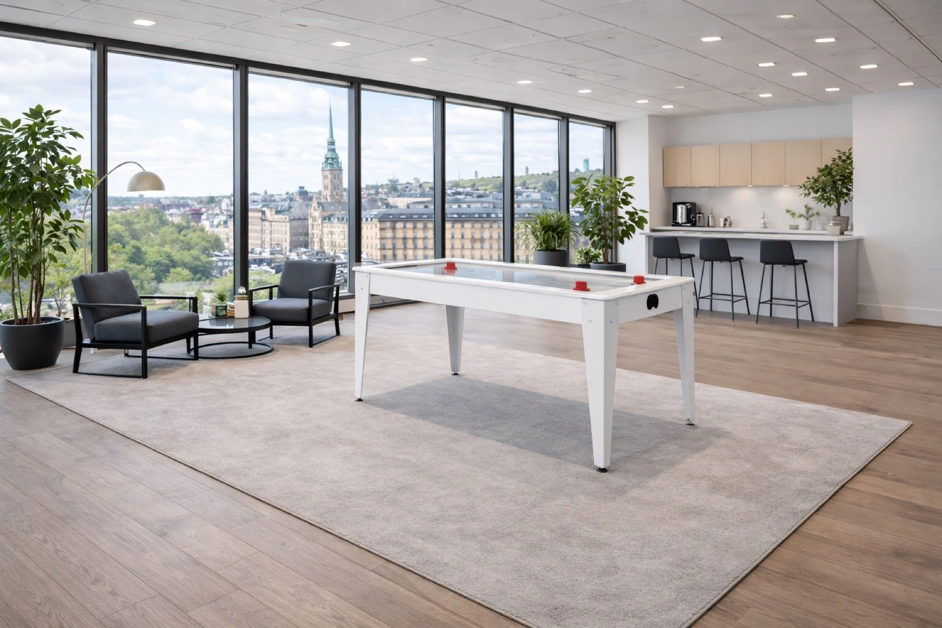 Vad får anställda att trivas på kontoret?