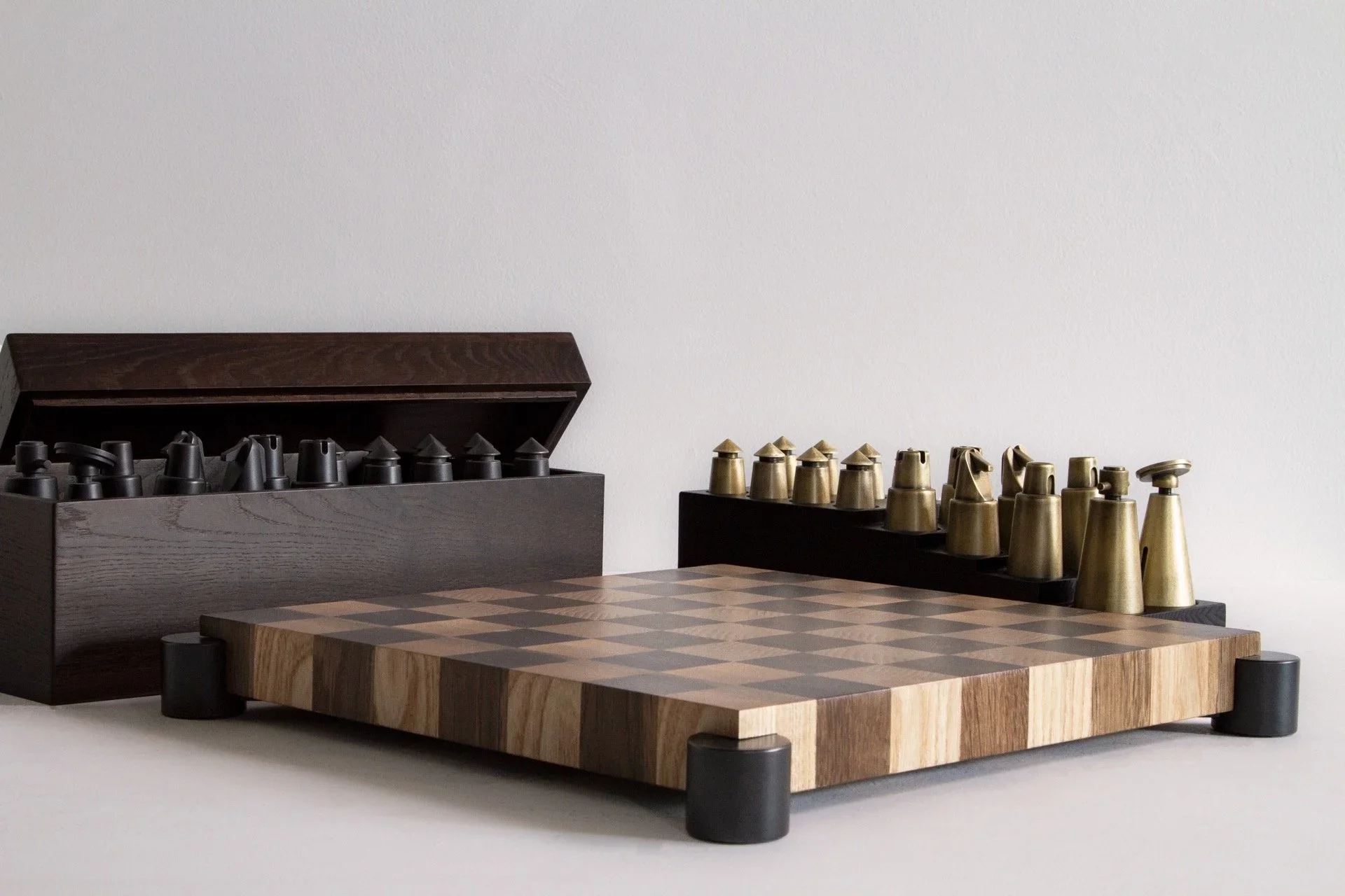 chess set 12-resize-1920px.webp