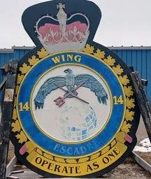 Refurbishing large 14 Wg Crest