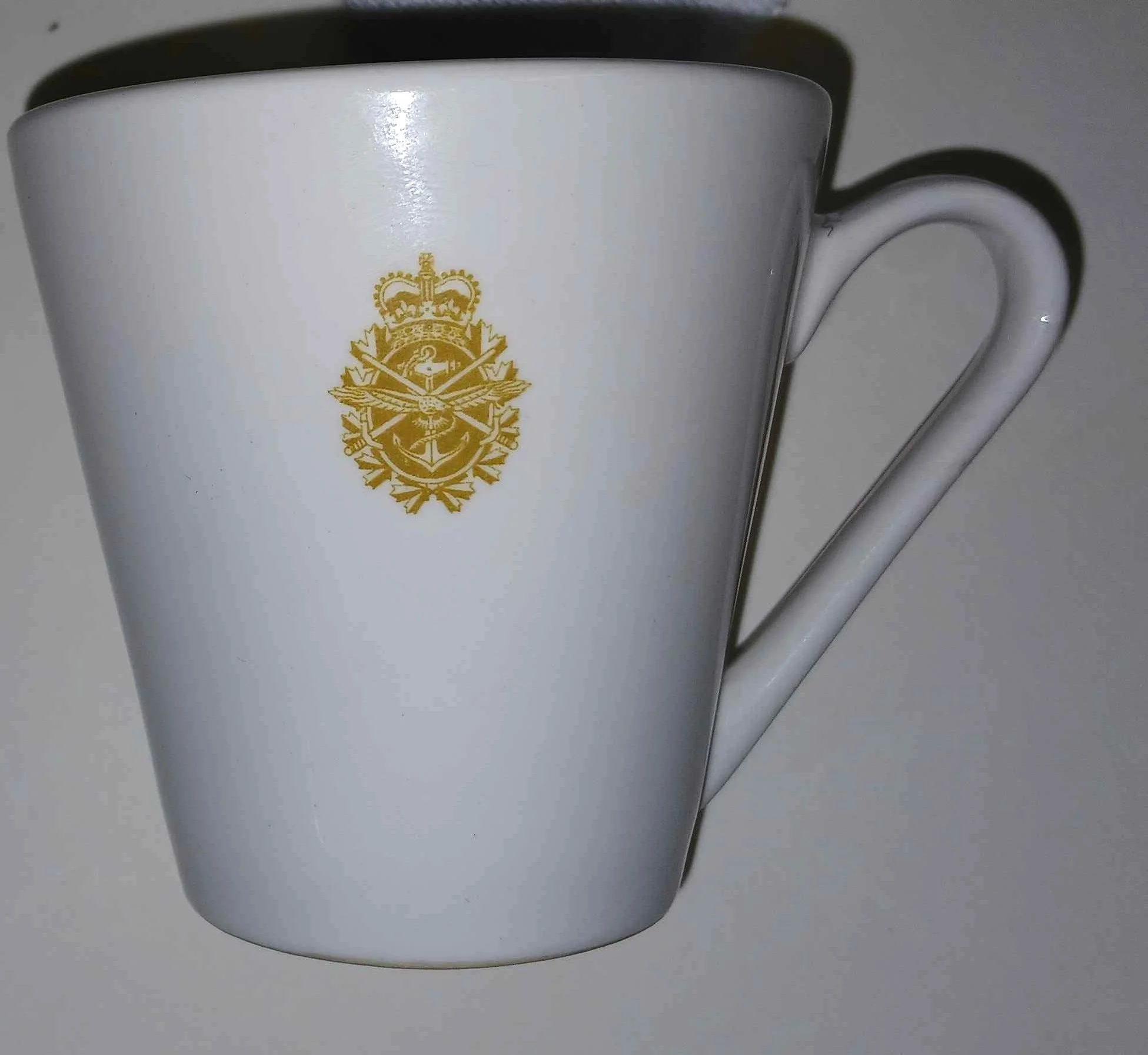 100+ Demi Tasse cups with CAF Crest