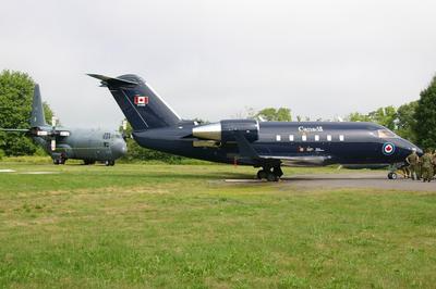 Challenger in Airpark